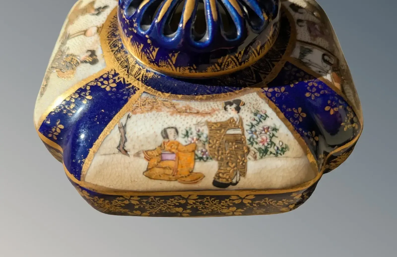 Japanese Satsuma Koro Meiji Period Kinkozan (Blue) photo buy