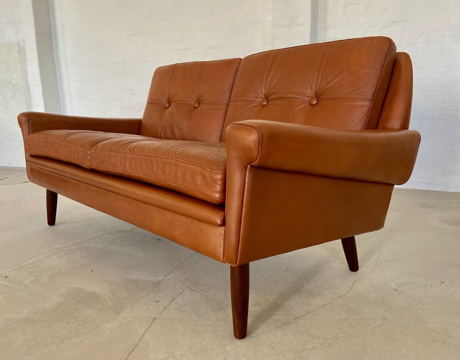 Vintage Danish Retro Svend Skipper 2 Person Sofa In Cognac Leather 1960s photo buy