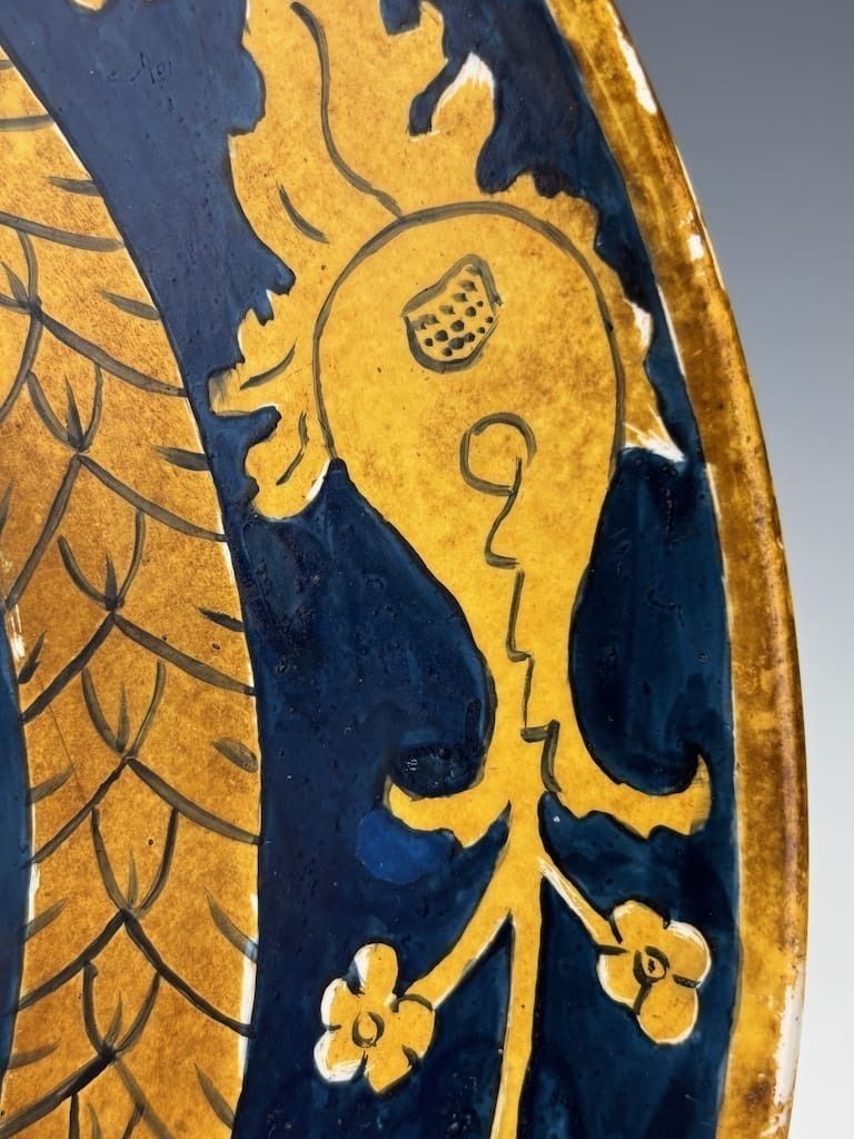 Antique Maiolica Portrait Charger 1886 – Renaissance Revival Ceramic Plate photo vinterior