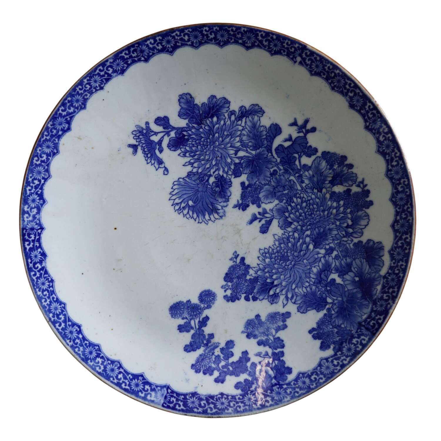 Large 19th‑Century Blue‑And‑White Chrysanthemum Charger Large 19th‑Century Blue‑And‑White Chrysanthemum Charger Large 19th‑Century Blue‑And‑White Chr