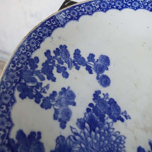 Large 19th‑Century Blue‑And‑White Chrysanthemum Charger Large 19th‑Century Blue‑And‑White Chrysanthemum Charger Large 19th‑Century Blue‑And‑White Chr photo 250.0