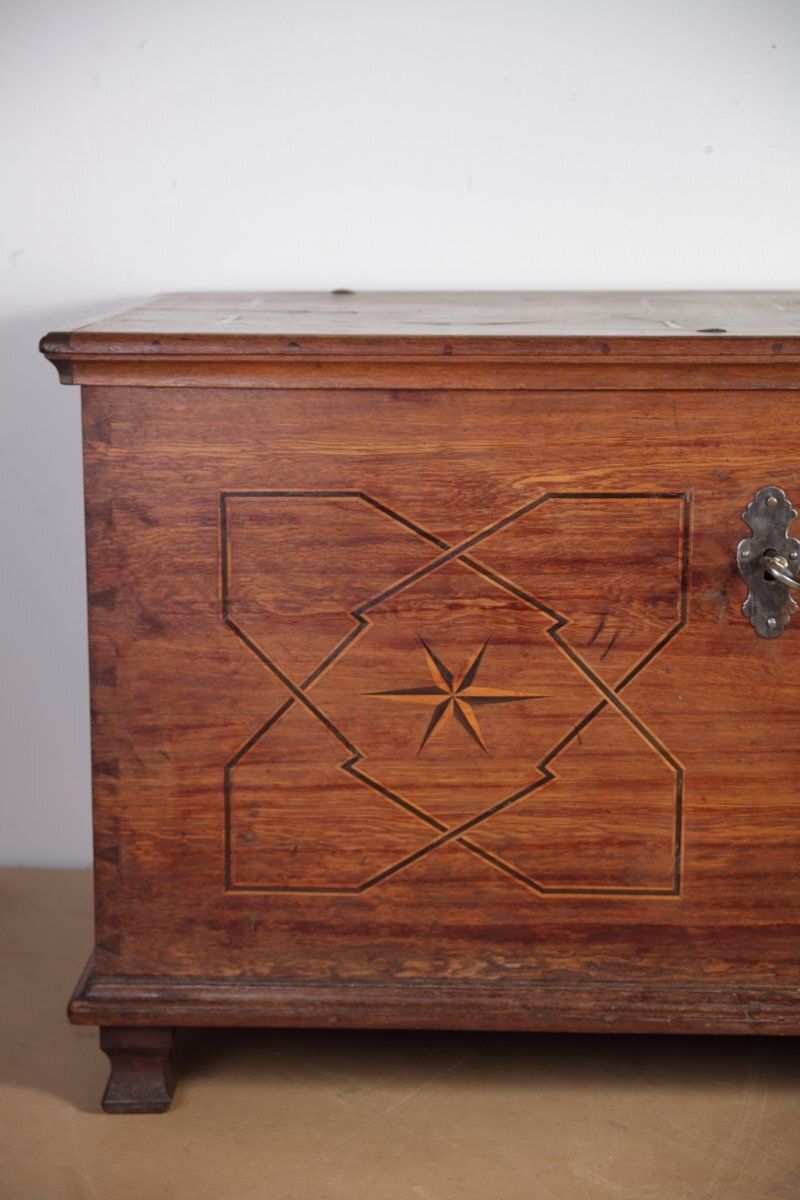 Antique Baroque Oak Chest, 1750s photo vinterior