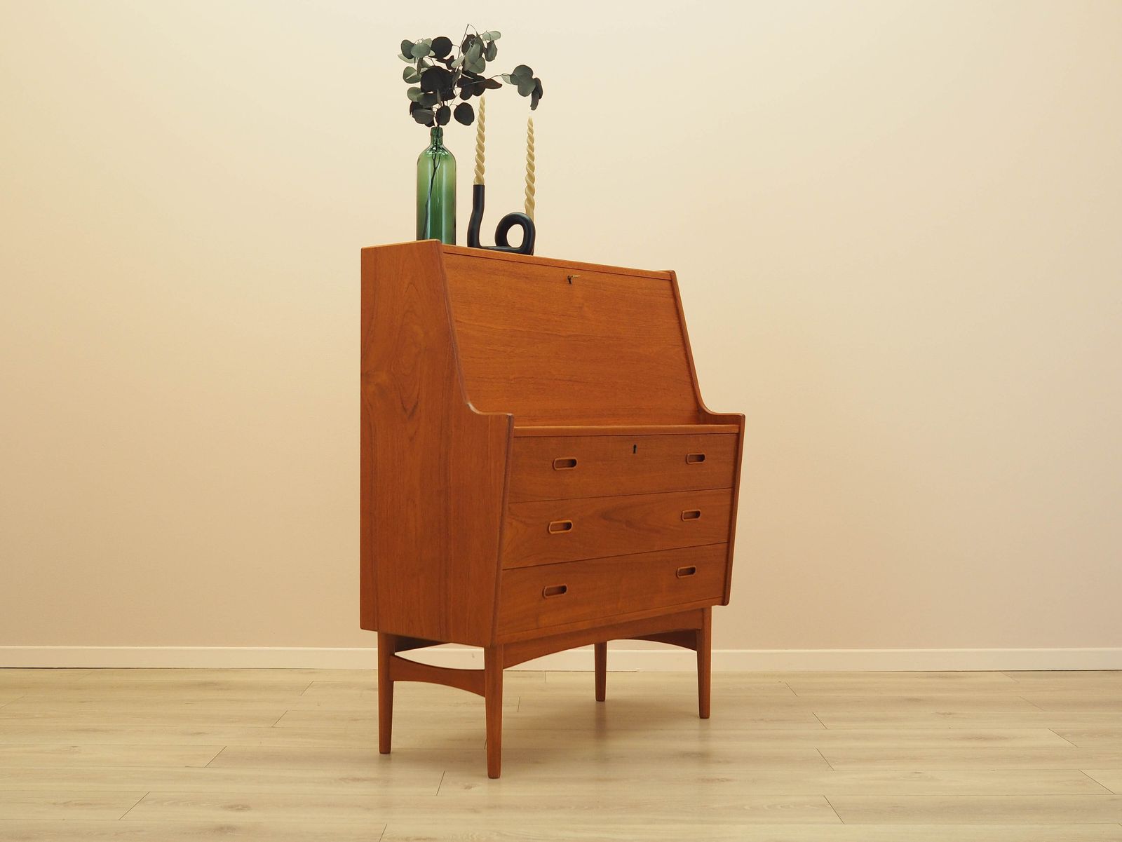 Teak Secretary, Danish Design, 1960s, Designer: Arne Wahl Iversen, Manufacturer: Vinde Møbelfabrik photo vinterior