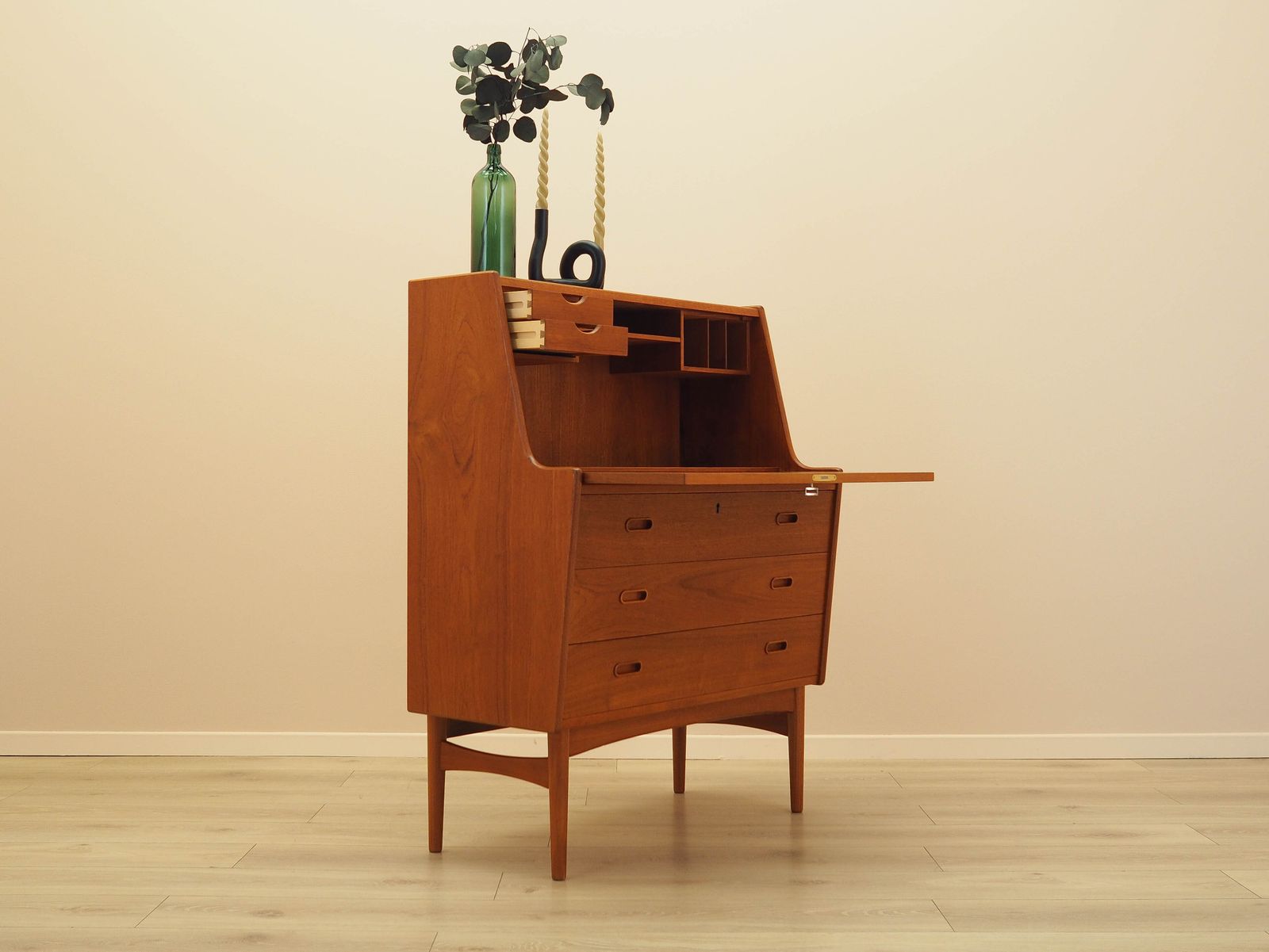 Teak Secretary, Danish Design, 1960s, Designer: Arne Wahl Iversen, Manufacturer: Vinde Møbelfabrik photo buy