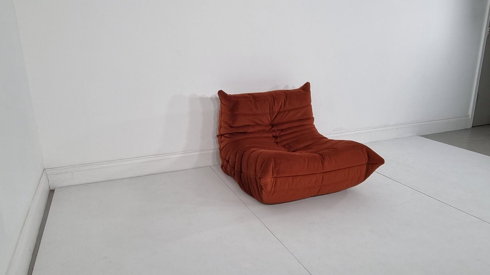 Ligne Roset Togo Chair In Luxurious Russet Alcantara Immaculate photo Furniture