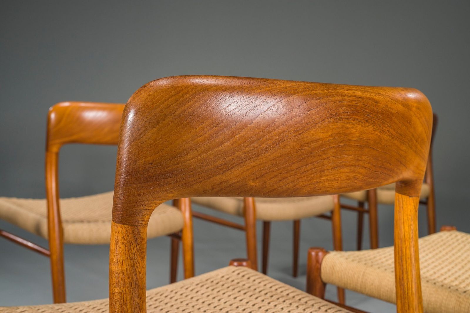 photo vintage Danish Teak Model 75 Dining Chairs By Niels Møller, 1960s, Set Of 8