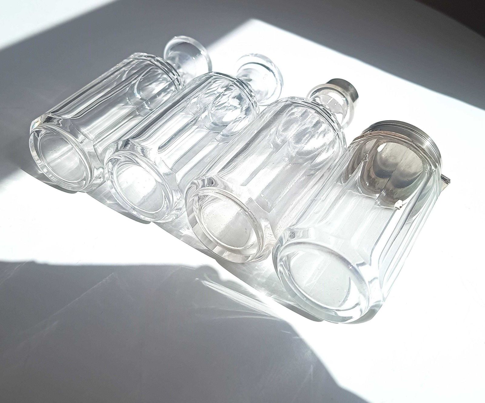 Georgian Style Silver Plate Cruet Stand & 4 Cut Glass Condiment Bottles, England photo 125.0