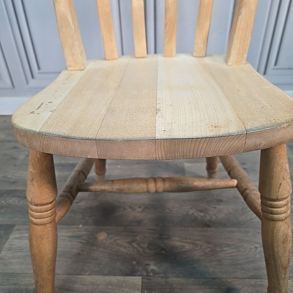 70.0 Antique Wooden Farmhouse Chairs   Victorian Style Turned Country Windsor  Solid photo