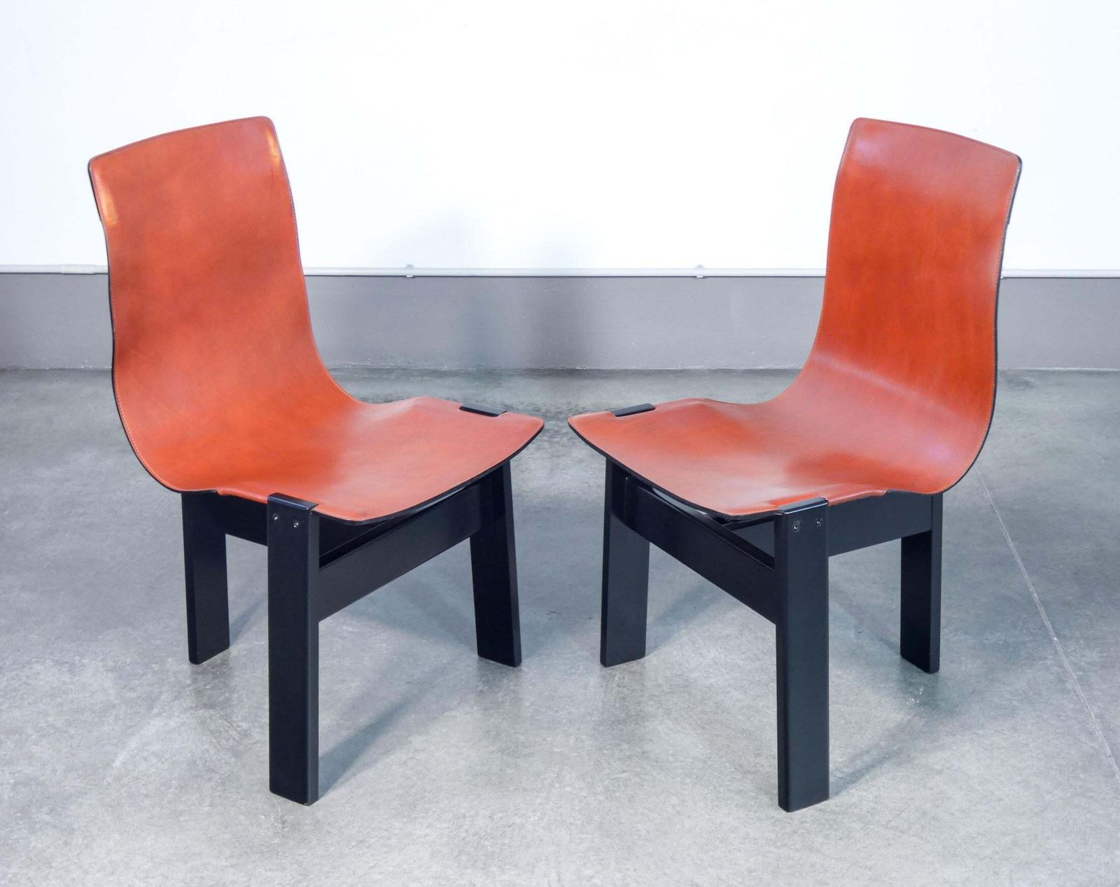 Furniture Set Of Four "Tre 3" Chairs Designed By Angelo Mangiarotti For Skipper. 1970s photo