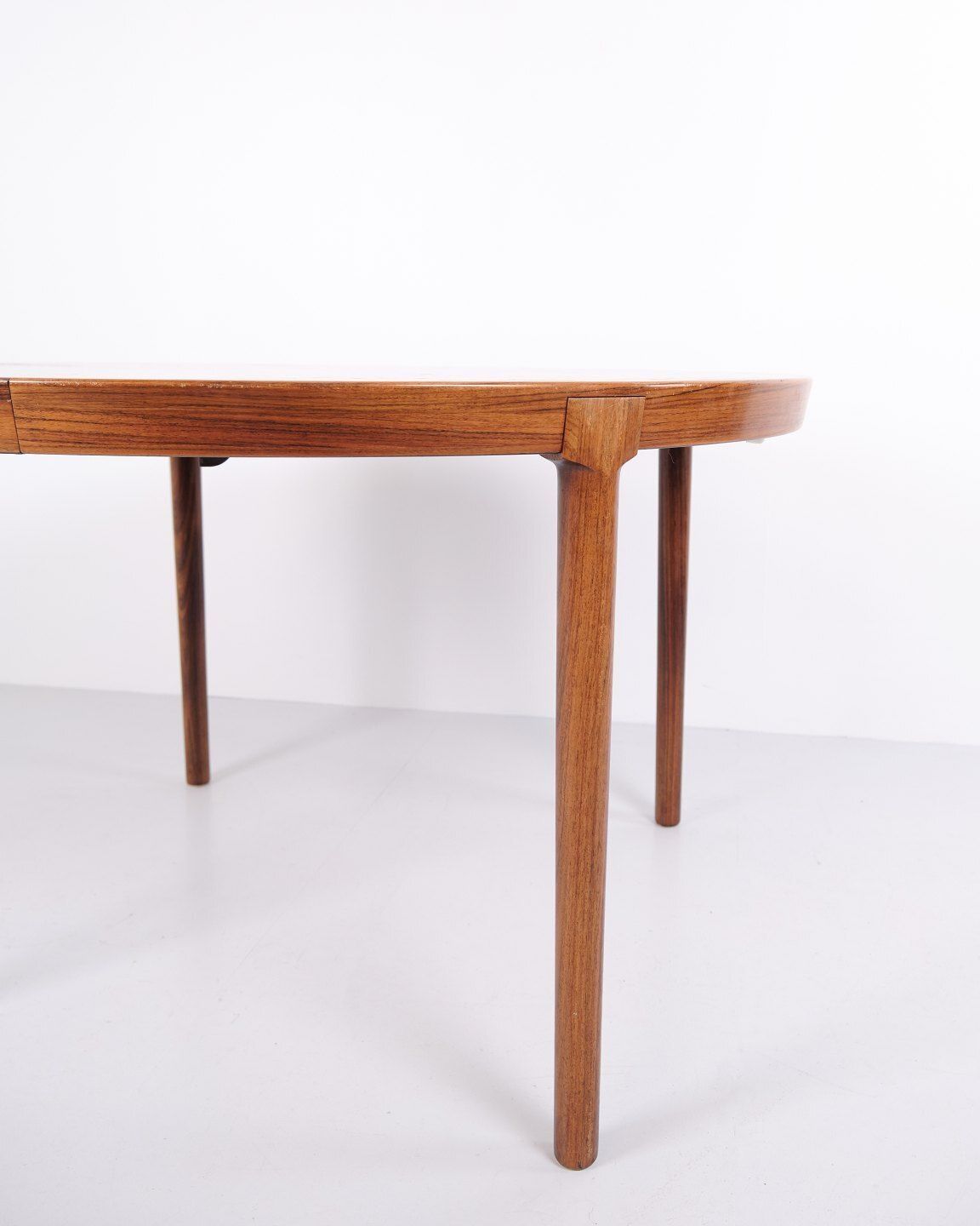 Round Rosewood Dining Table By Sannemanns Møbelfabrik, 1980s. photo for sale
