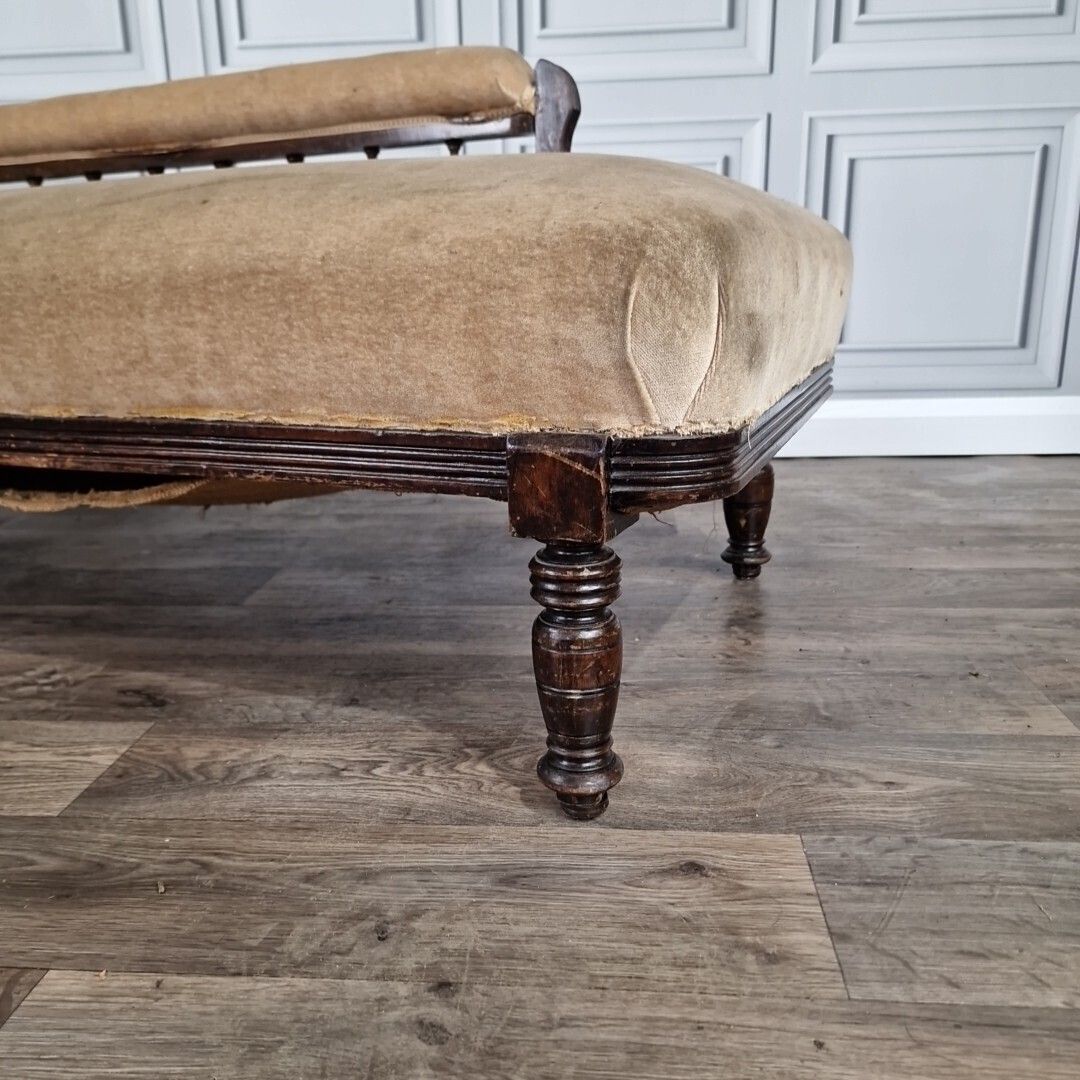 Antique Chaise Longue Carved Roll Rail Back Day Bed Seat Aesthetic Victorian photo Furniture