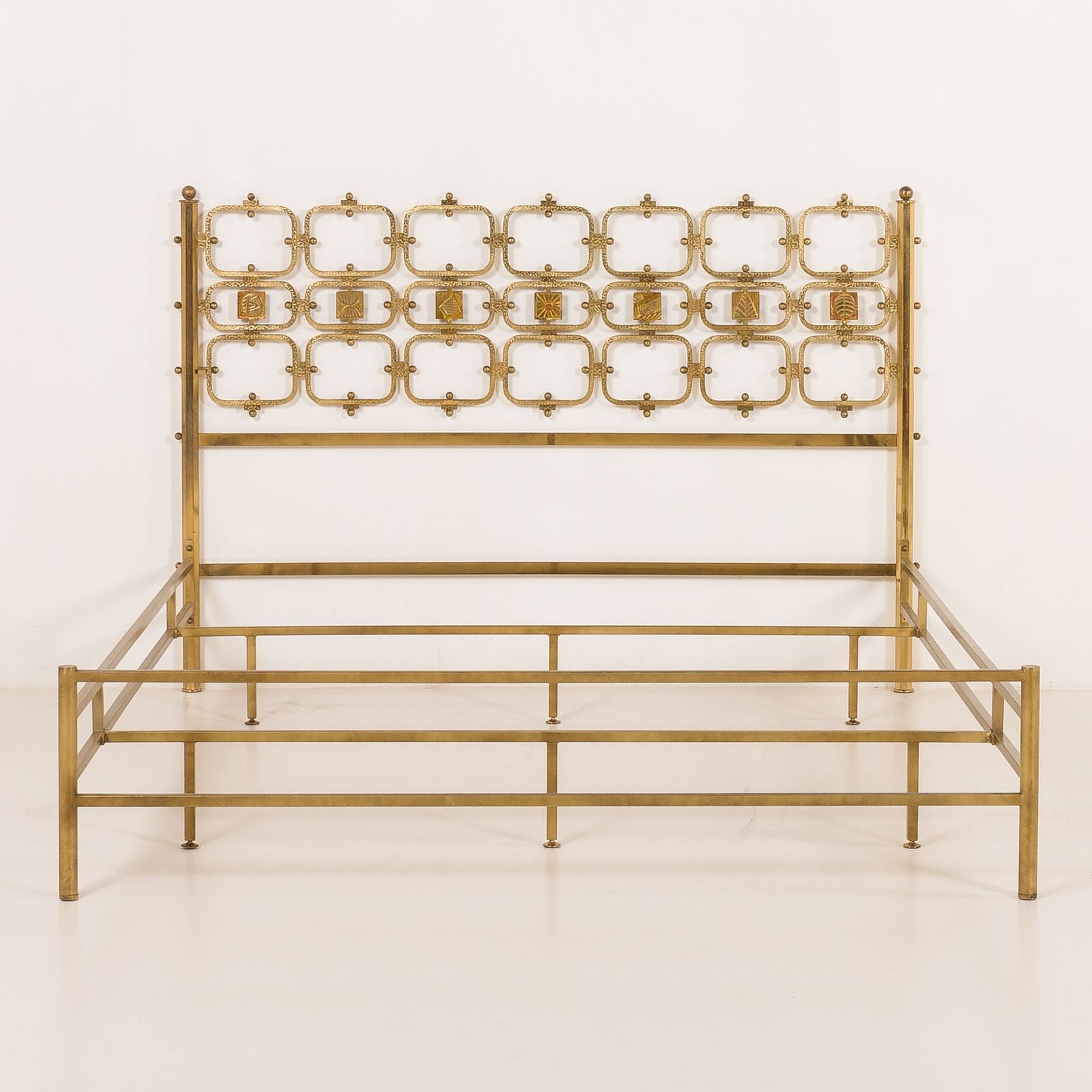Italian Brass Bed By Ciansky, Shelba And Luciano Frigerio For Frigerio Di Desio, 1960s photo for sale