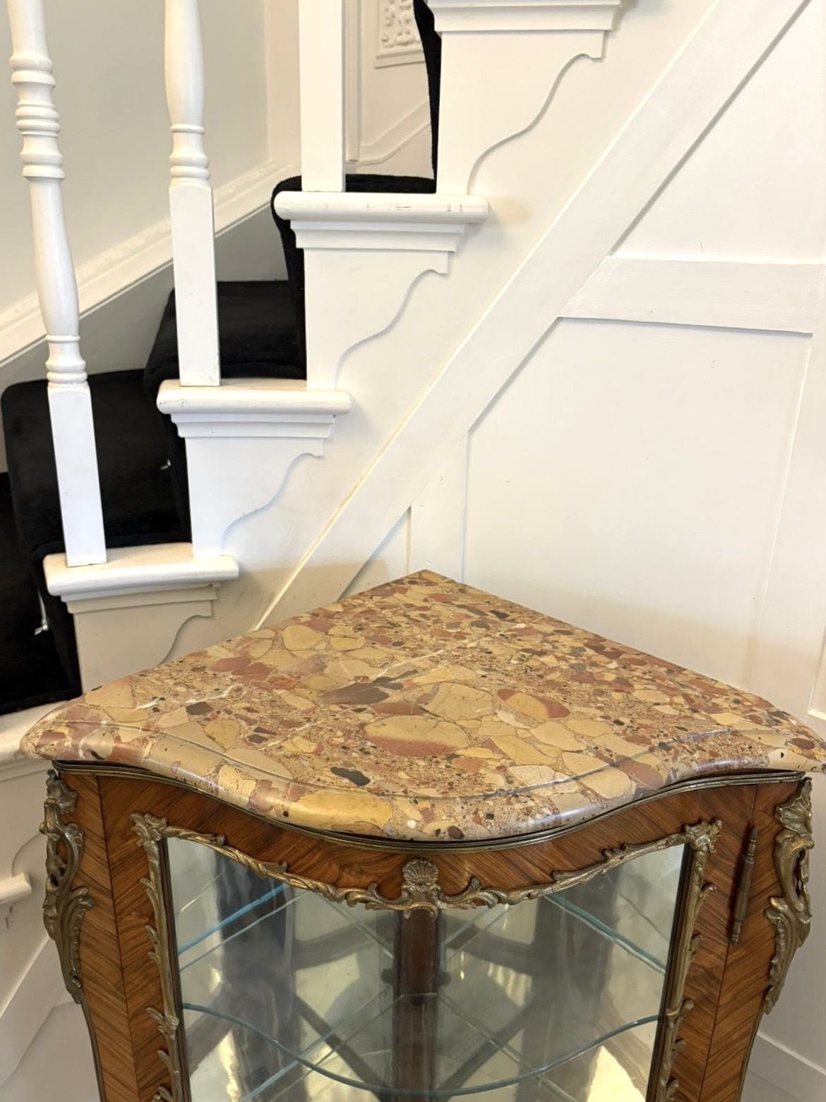 Antique Exceptional French Kingwood Serpentine Corner Display Cabinet With Marble Top And Ormolu Mount photo 3195.0