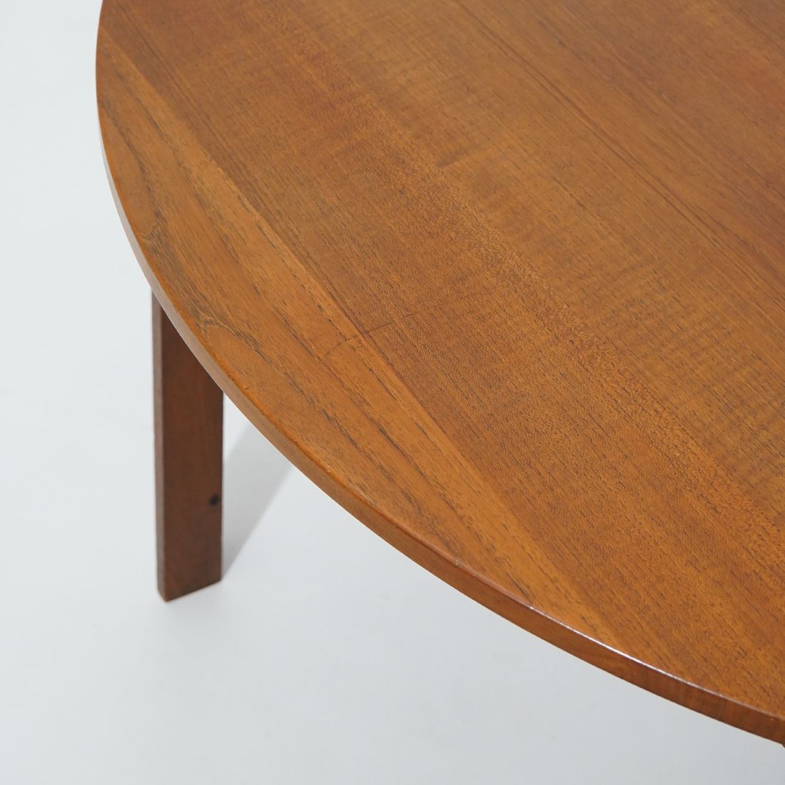 photo vinterior Extendable Round Table By Inge Klingeberg For France E Son, 1960s