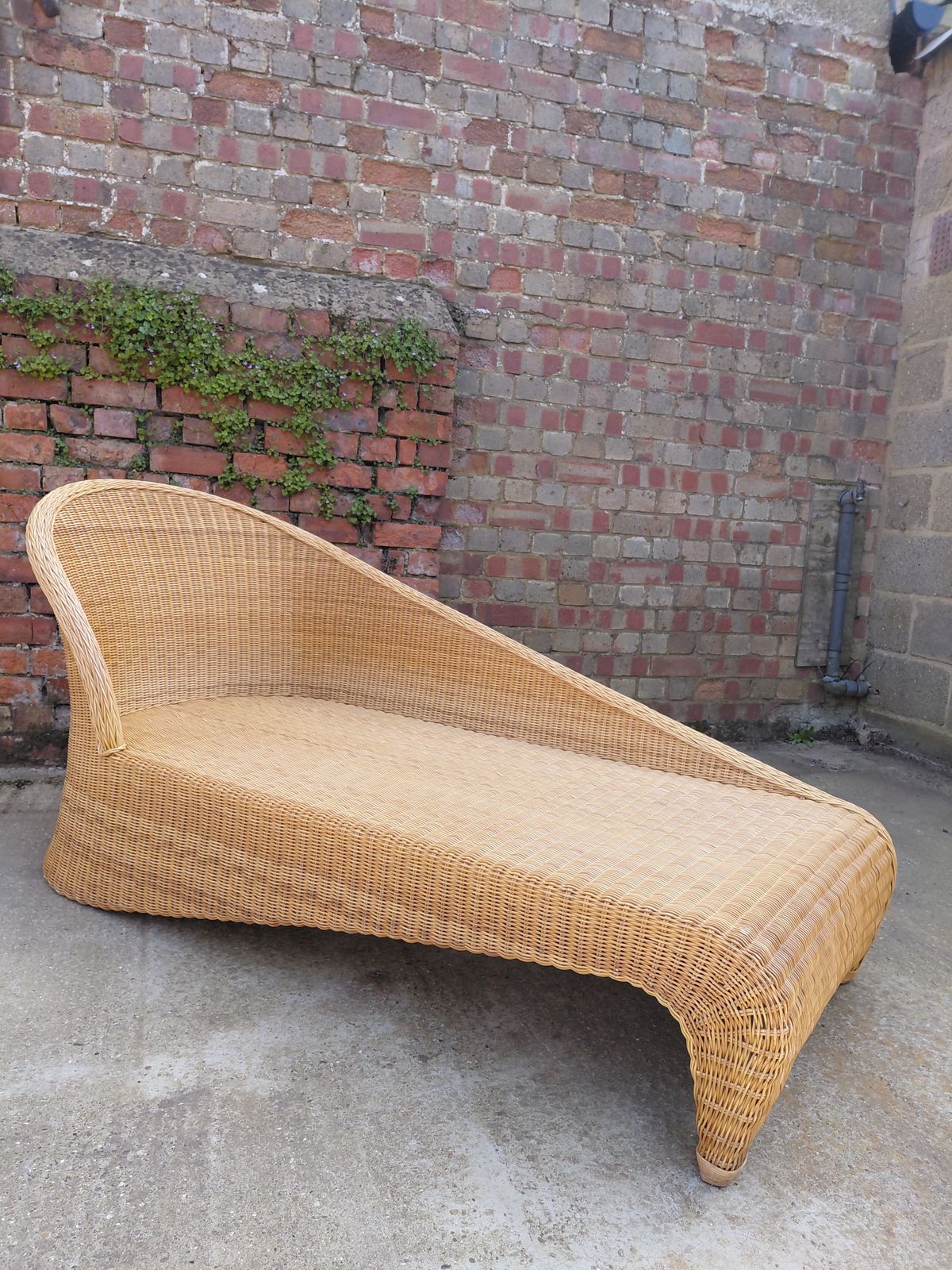 Vintage Rattan & Bamboo Chaise Longue / Day Bed