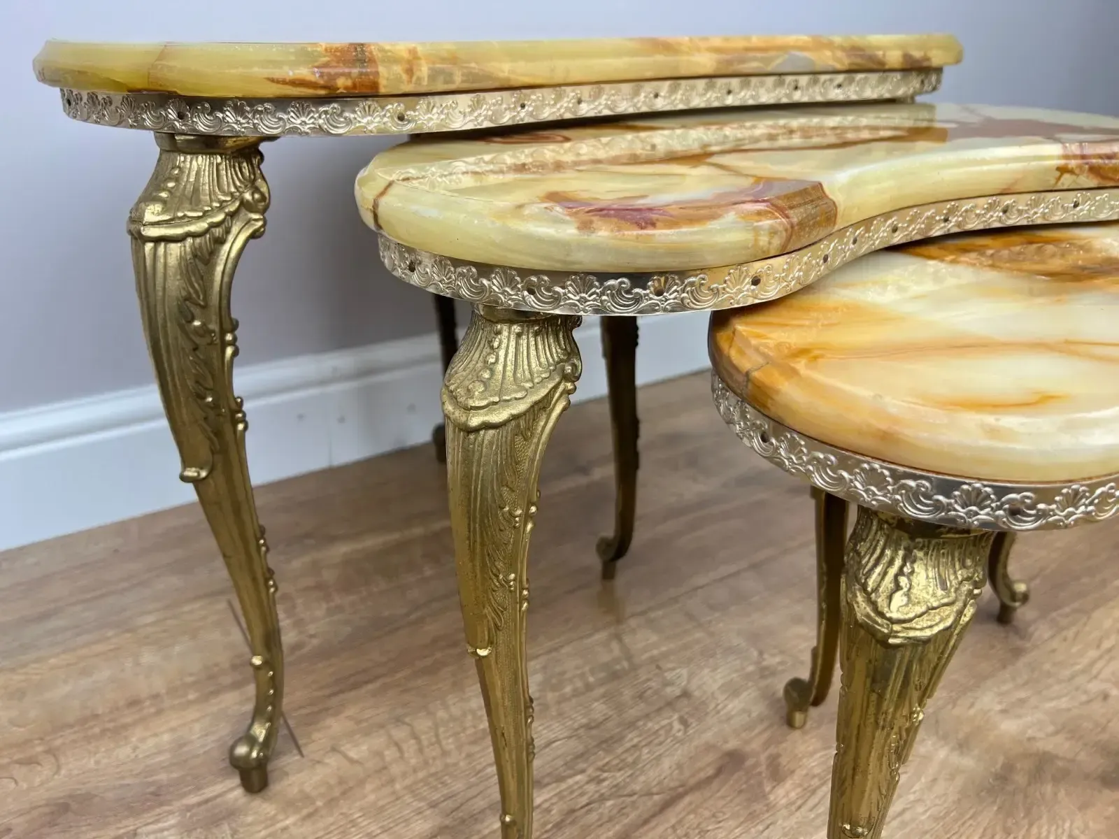Nested Tables Vintage French Marble Onyx Brass Tables Set. photo vinterior