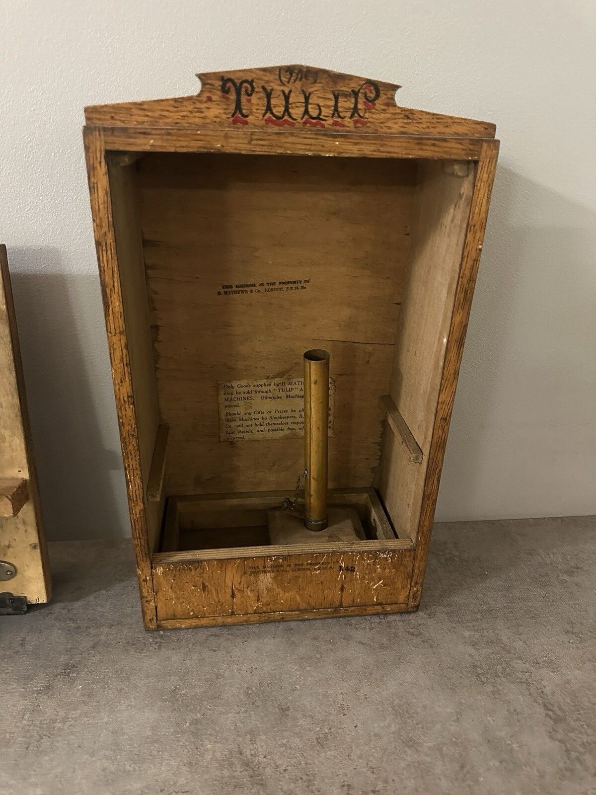 Antique Edwardian “Tulip” Tuppenny Coin Operated Token Machine B. Mathews London photo 492.0