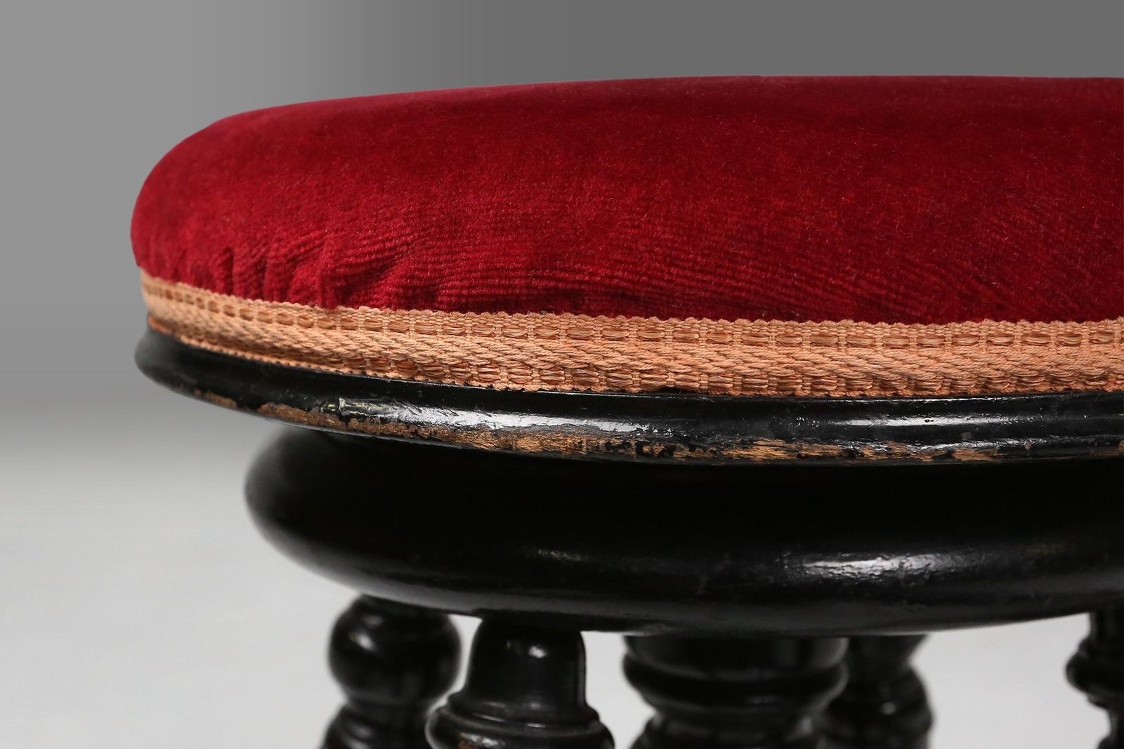 Art Deco Piano Stool In Black Lacquered Wood With Red Velvet, 1920s photo vinterior