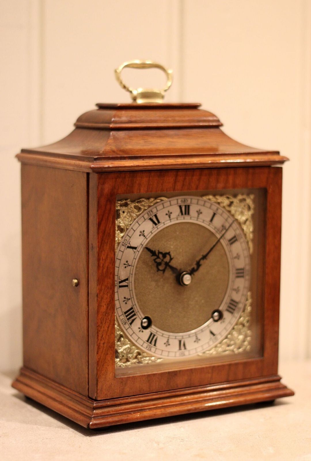 Garrards Walnut Bracket Clock photo vinterior