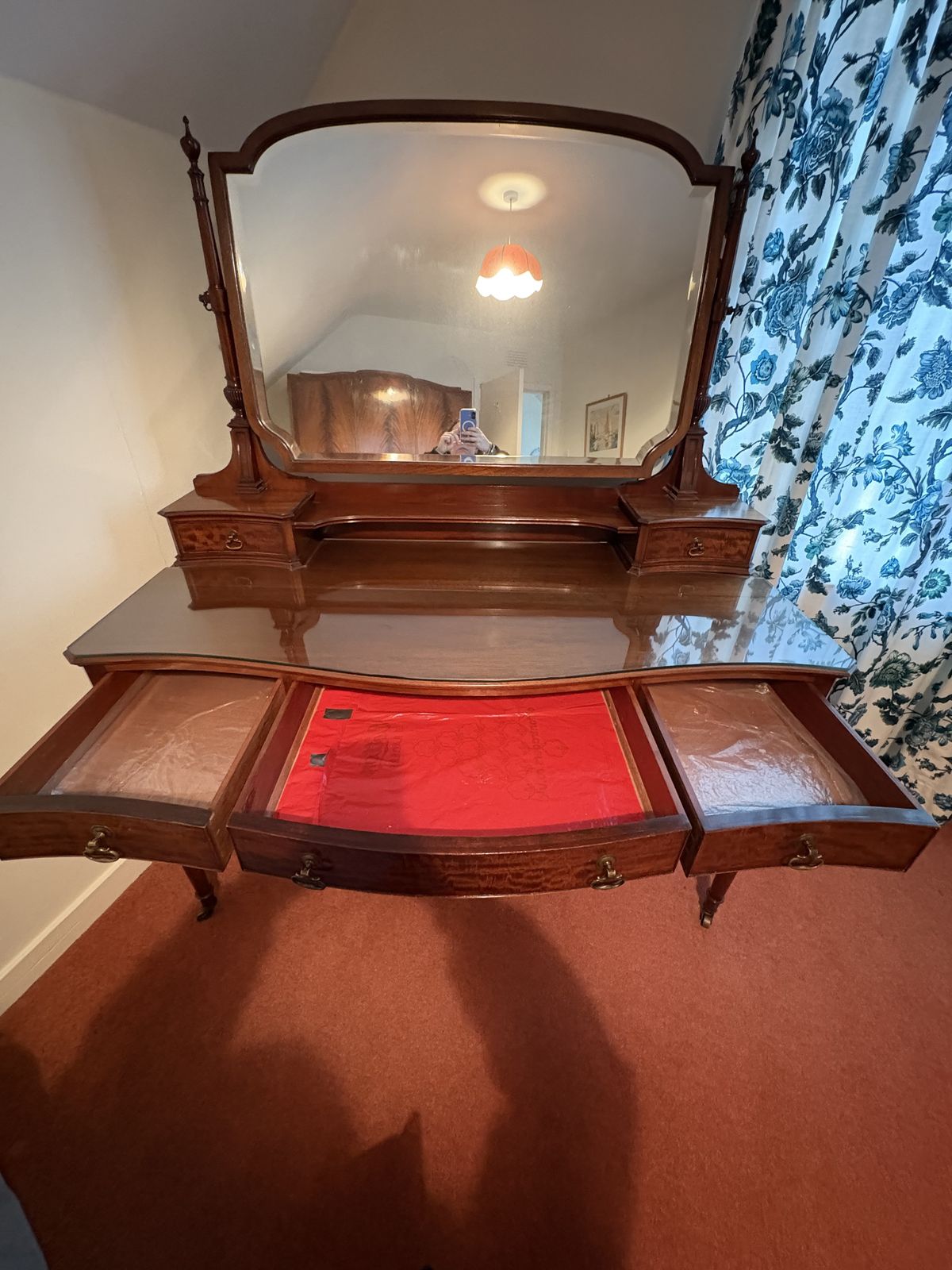 Edwardian Mahogany Dressing Table photo Furniture