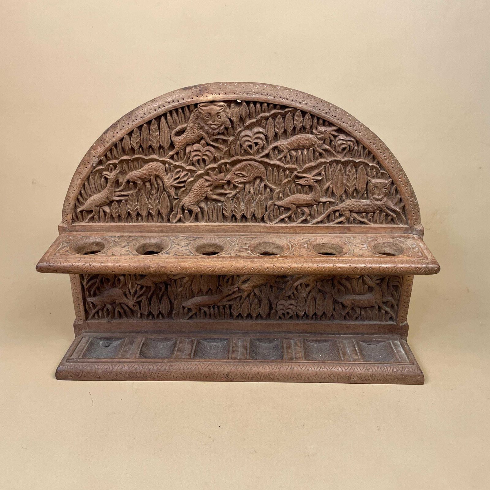 Wooden Wall Holder Smokers Pipe Rack Hand Carved Stand Wood Collectable Animals 6 Pipes Cabinet Display Animal Crafted Africa photo furniture