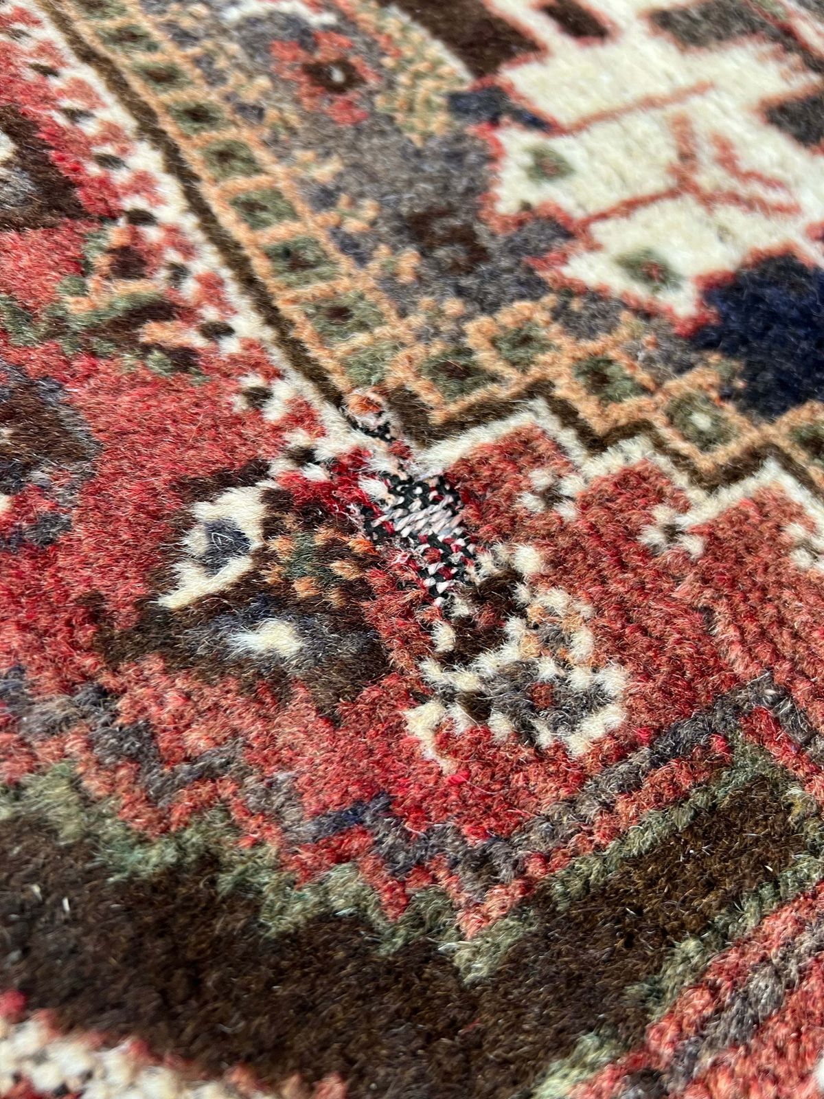 153cm X 105cm Muted Tones Woollen Vintage Rug photo Textiles