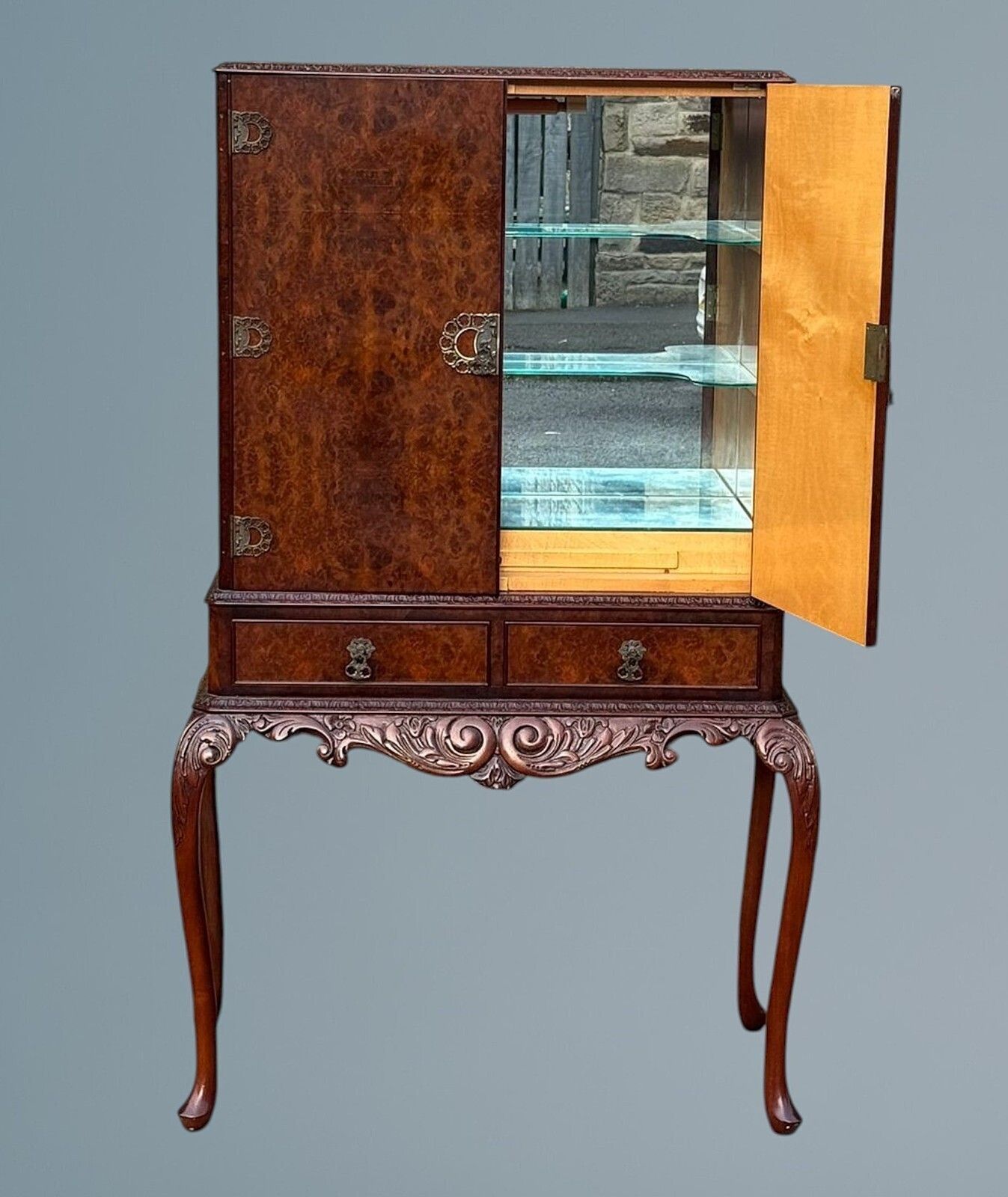 Queen Anne Style Burr Walnut Cocktail Cabinet / Drinks Cabinet photo 475.0