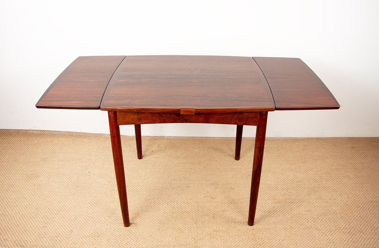 Table danoise extensible et réversible pour jeux ou repas en palissandre et feutre, par Carlo Jensen pour Hundevad & Co, 1960. photo for sale