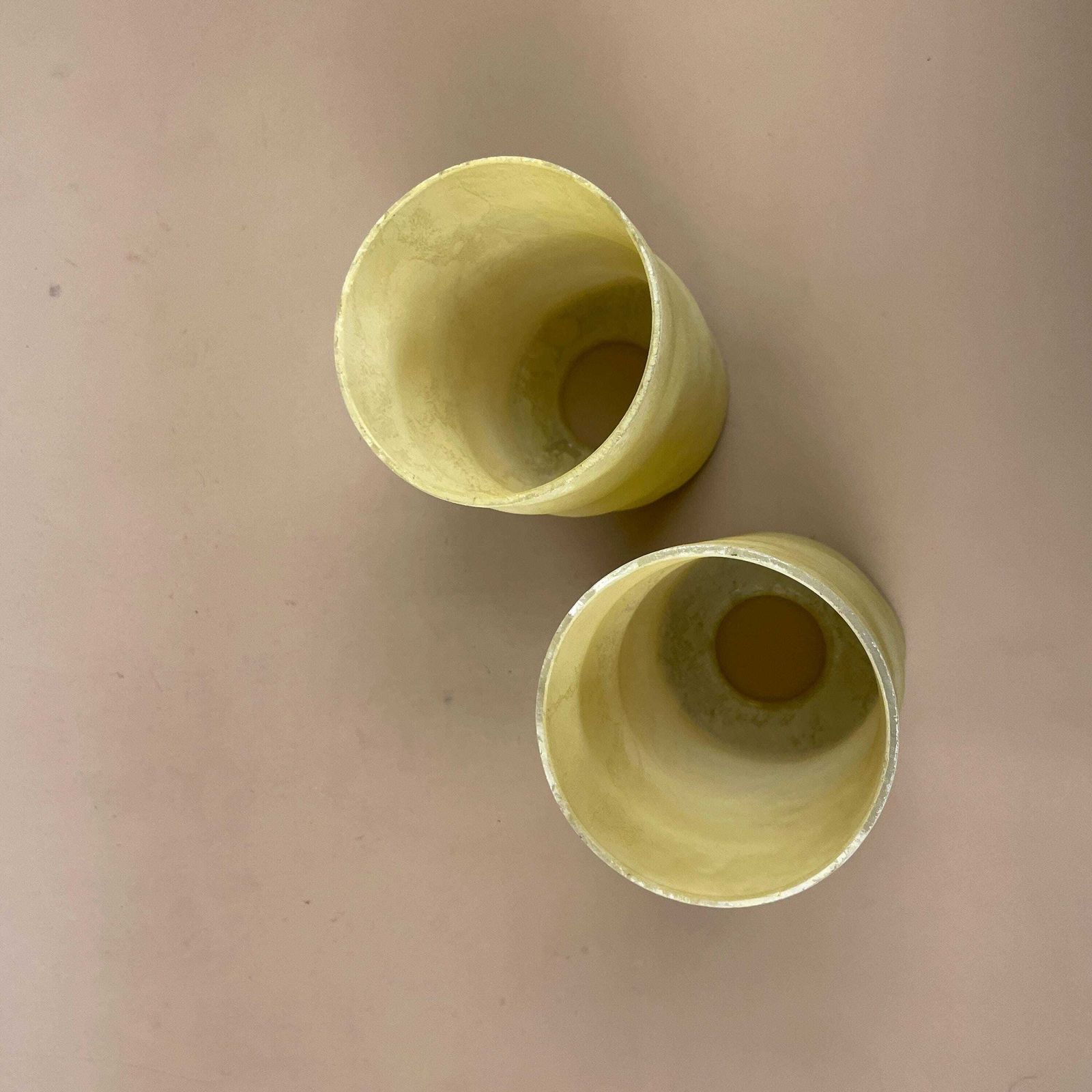 photo furniture Pair Of Glass French Lamp Shade Cylinder Pendant Lampshade Tiffany Lightshade Light Cream Pendant Art Deco Marbled Pattern Patterned 2