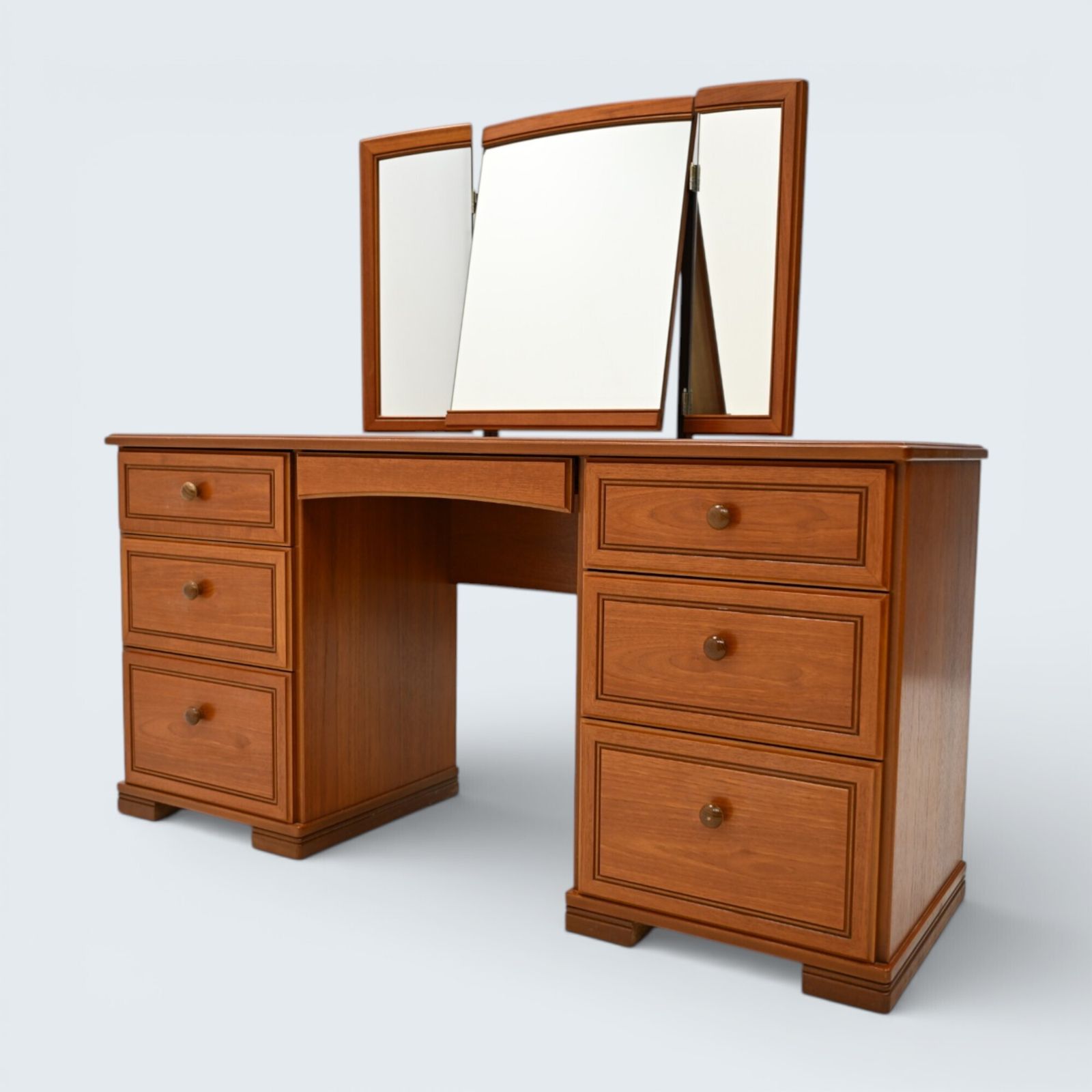 Retro Dressing Chest Shaped By Stag Free Nationwide Delivery photo furniture