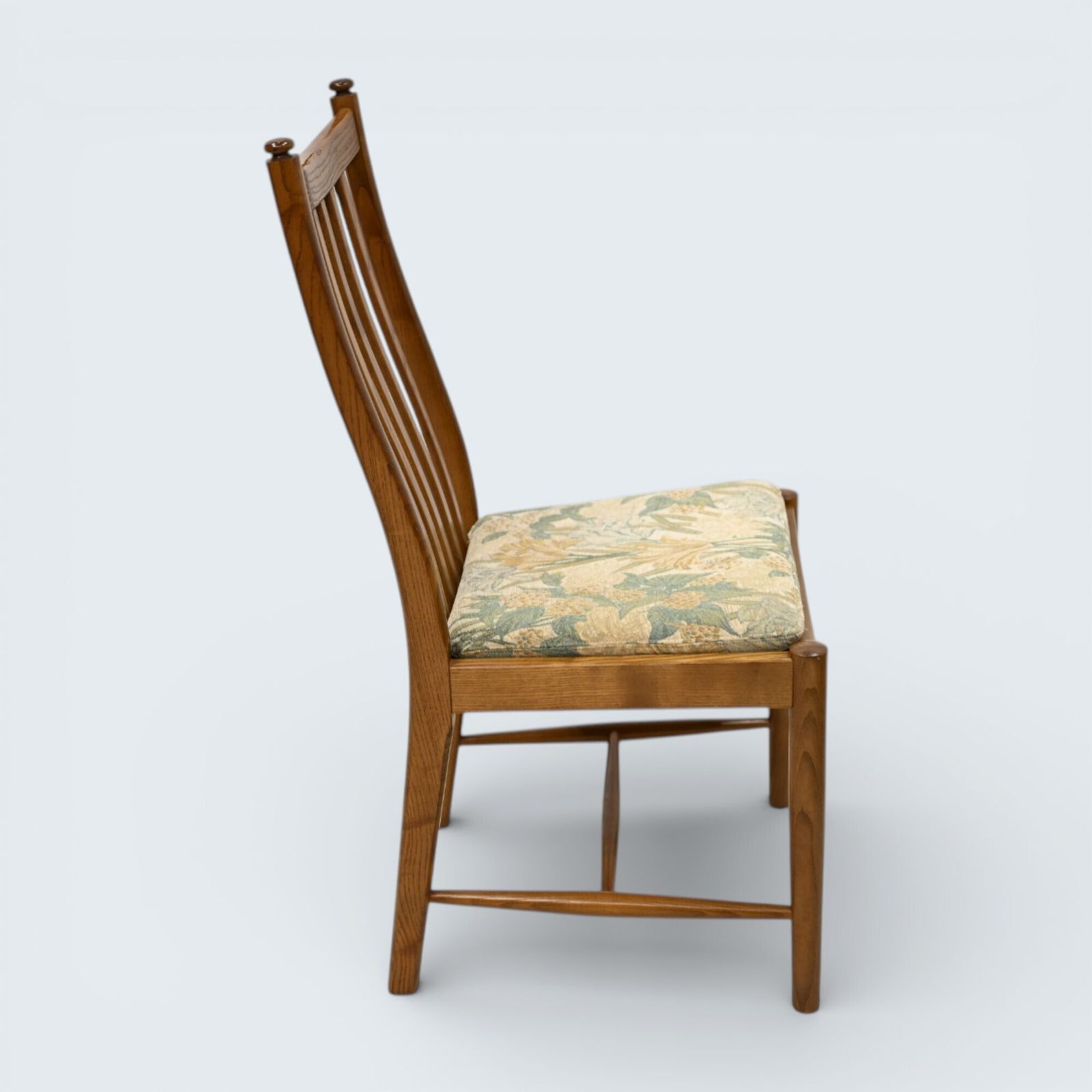 photo furniture 6 Ercol Dining Chairs Penn Range Model 1138 Golden Dawn Finish Free Uk Delivery*