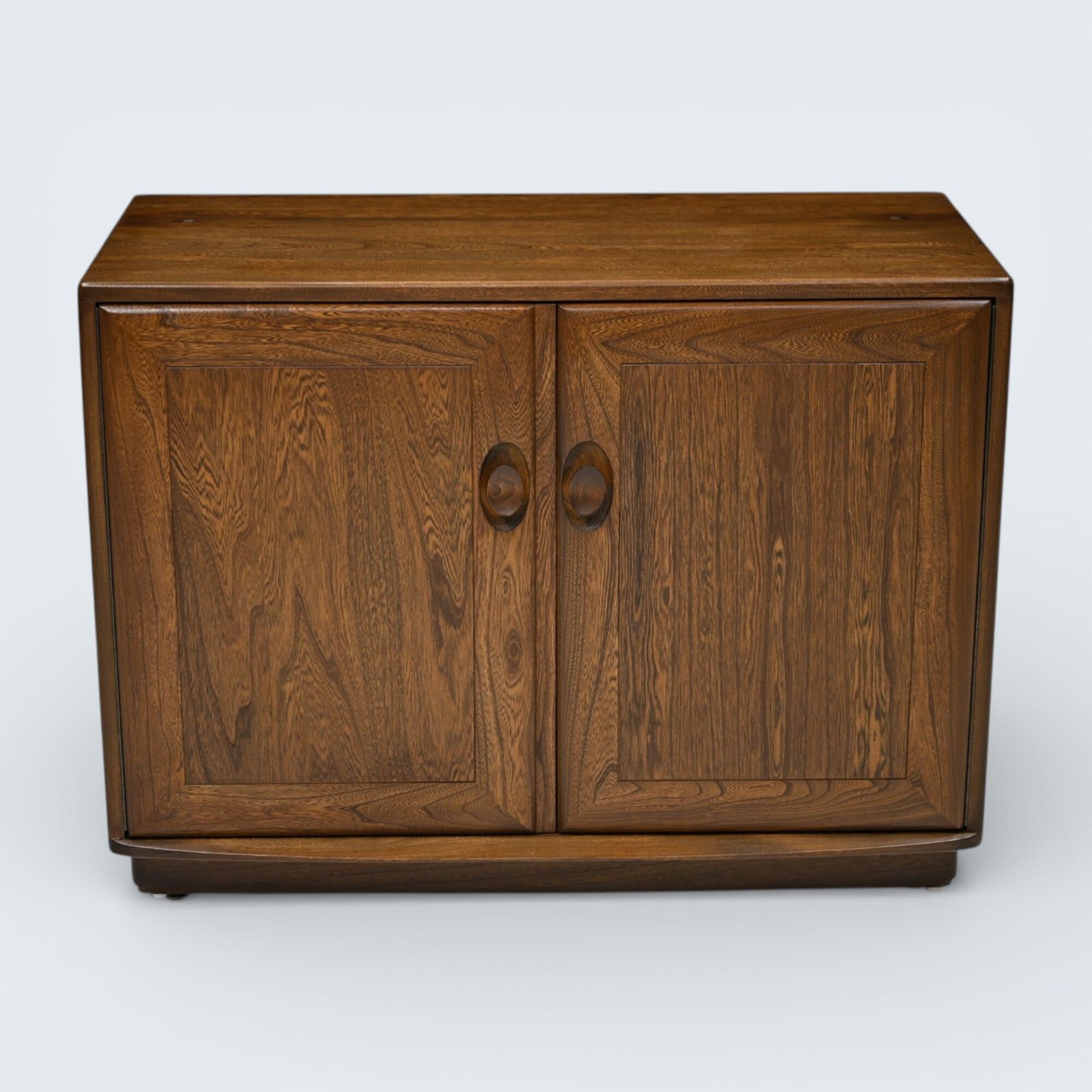 Vintage Ercol Windsor Sideboard Tv Stand #2013 Golden Dawn Free Uk Delivery photo furniture