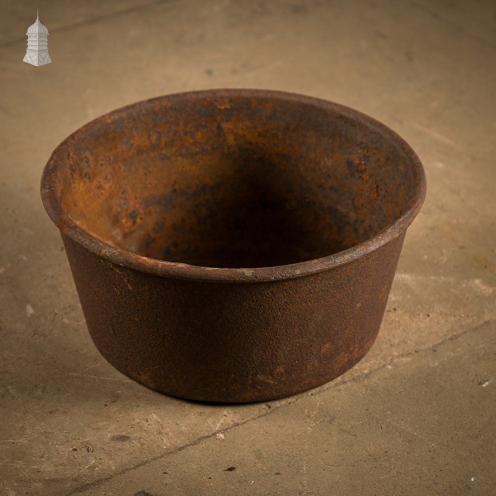 Quenching Bowl Or Cauldron Cast Iron photo vinterior