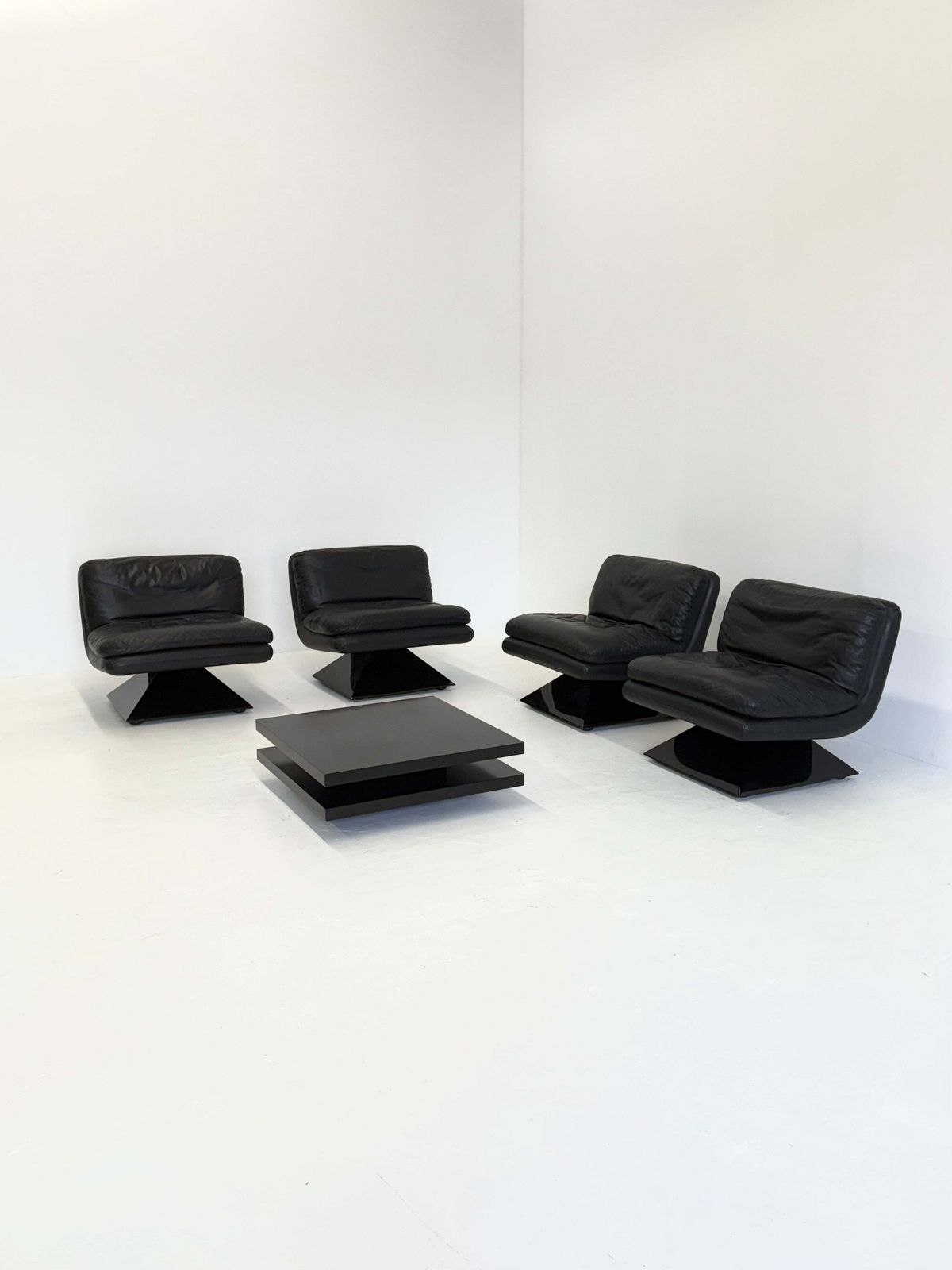 Armchairs By Hans Von Klier For Giuseppe Rossi Di Albizzate photo Furniture