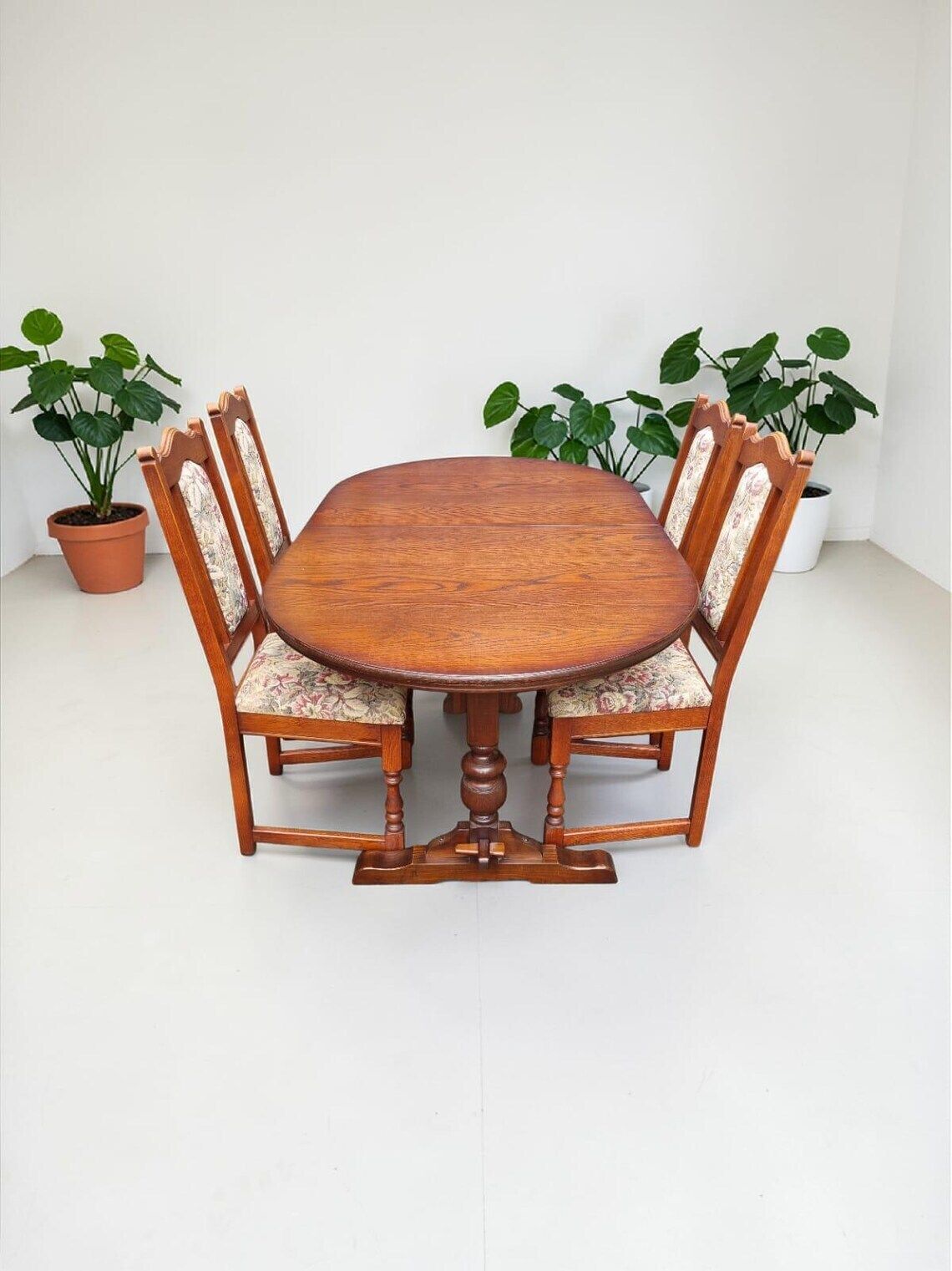 Vintage Old Charm Wood Bros Large Oak Extending Dining Table / Seats 6–8 / C.1970s photo buy