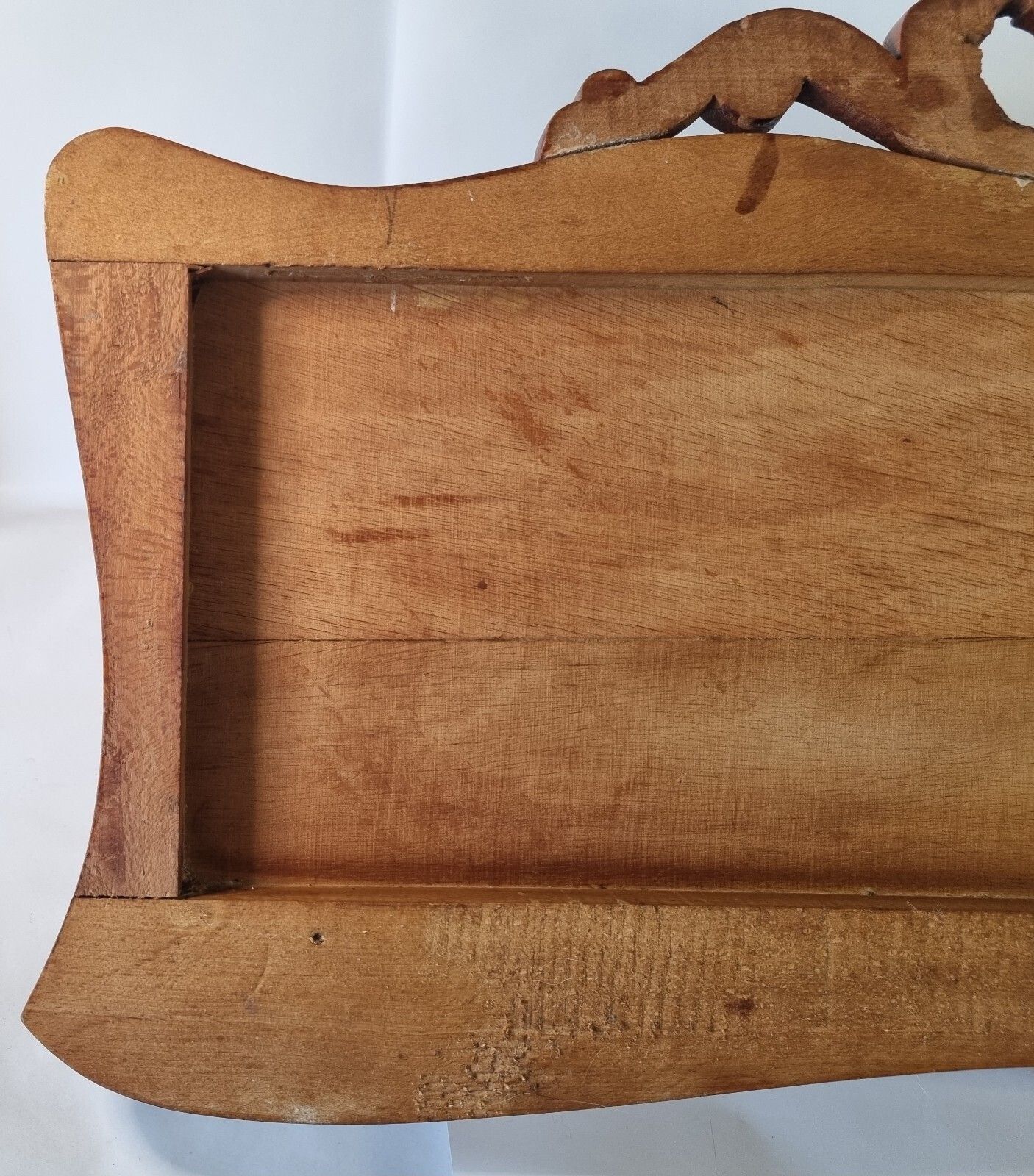 photo vintage Vintage Ornate Wooden French Coat & Hat Rack 4 Hooks Wall Mounted Walnut Veneer