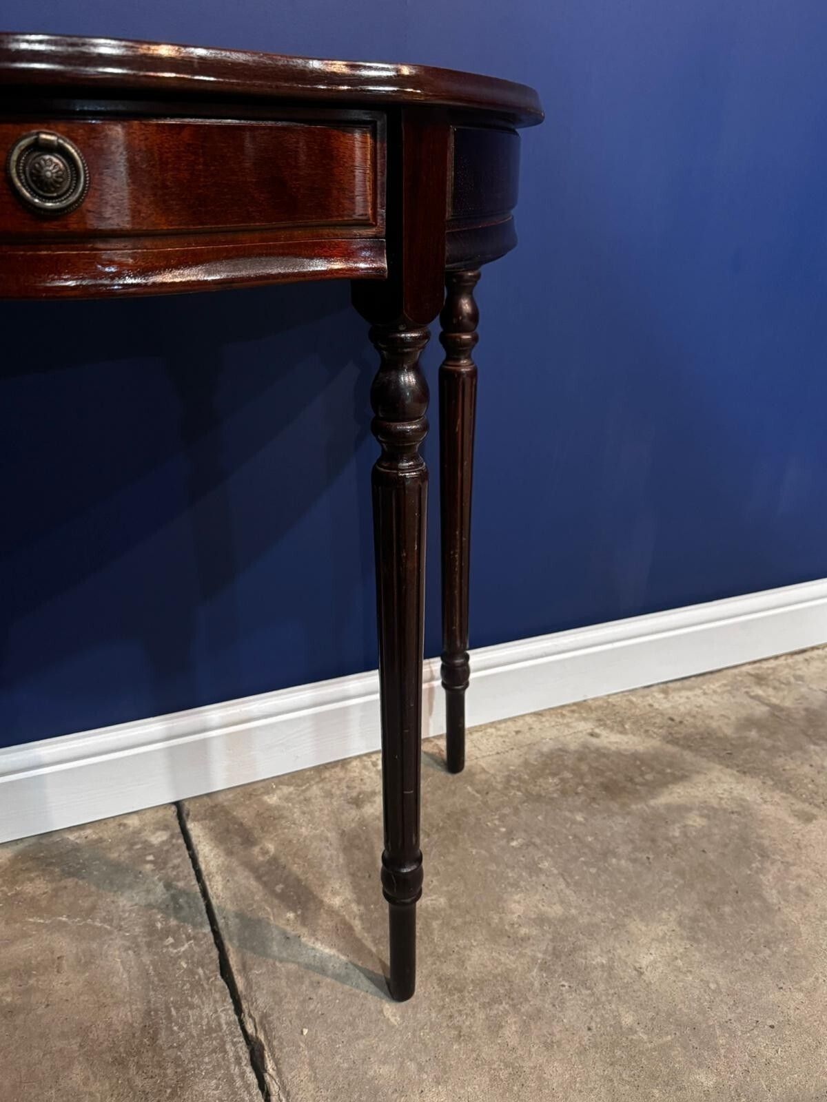 Vintage Burr Mahogany Veneered Demi Lune Console Table Hall Side Plant Stand. photo vinterior