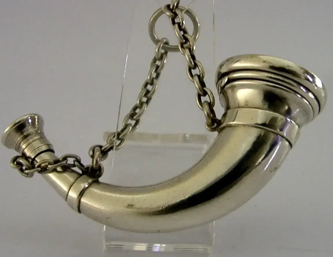 Rare Sampson Mordan Sterling Silver Hunting Horn Vinaigrette Scent 1873 Antique photo 650.0