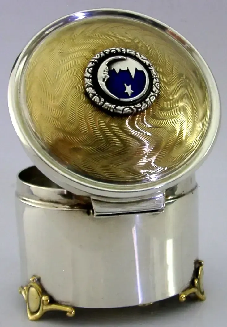 Silent Night Sterling Silver Gilt Enamel Musical Box 1981 Cased 76 Of Only 500 photo vinterior