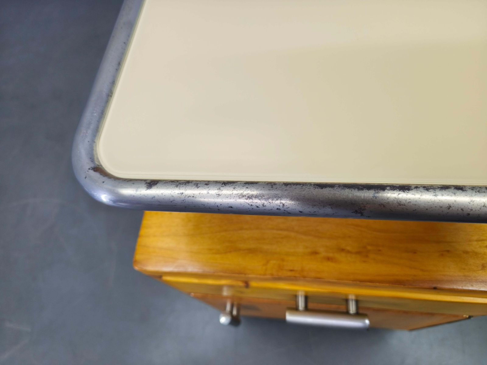 photo furniture Bauhaus Chrome Tubular Nightstand With Glass Top, 1930s