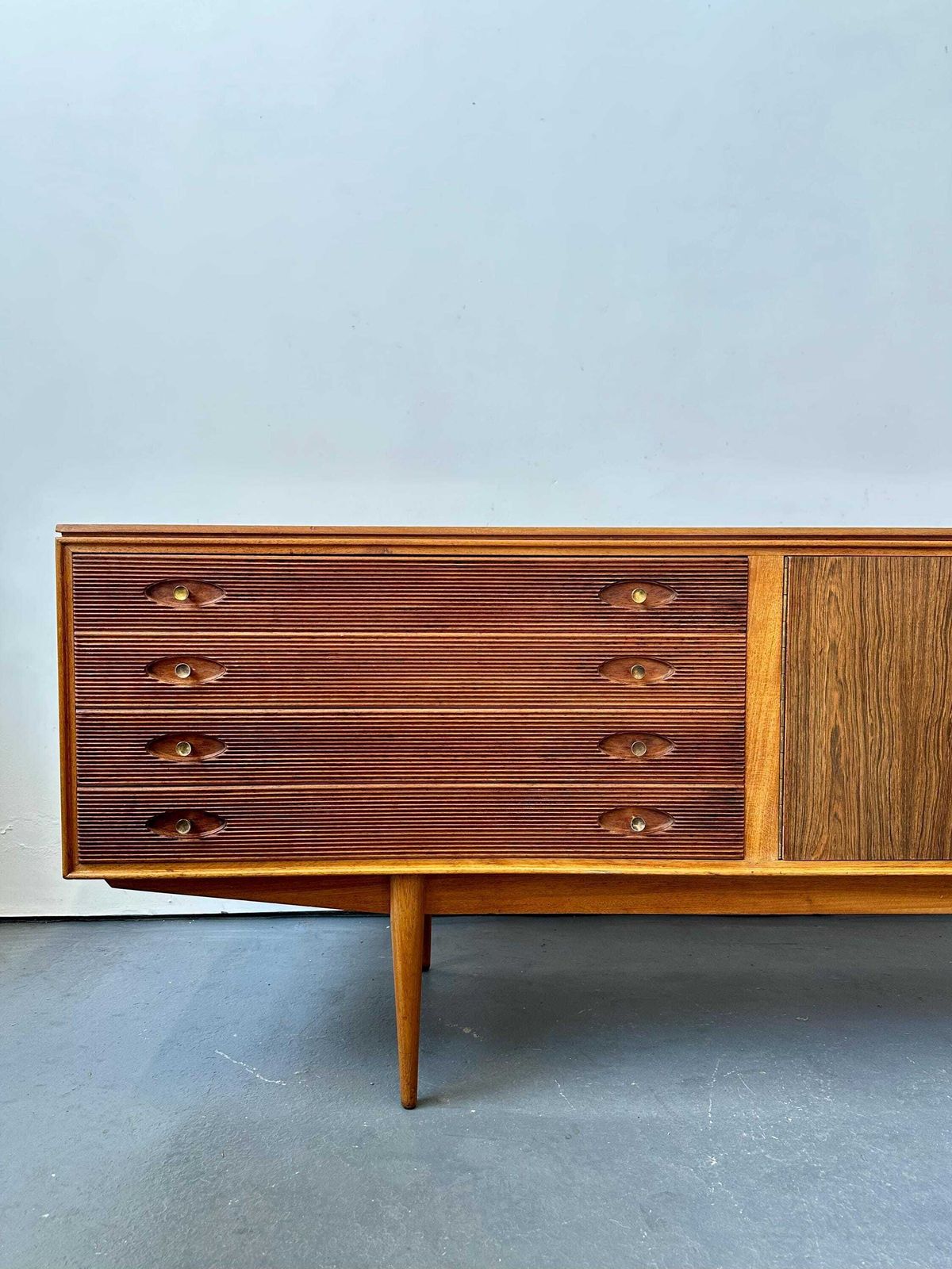 Vintage 1950s Robert Heritage For Archie Shine Hamilton Rosewood & Teak. Danish Heals Mid Century photo buy