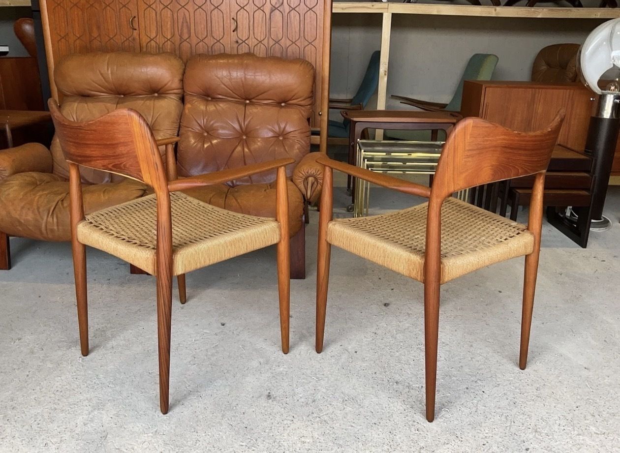 Set Of 2 Danish Carver Dining Chairs By Arne Hovmand Olsen For Mogens Kold photo vintage