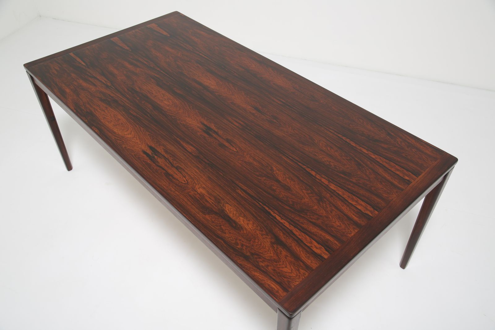 Grand Mid Century Danish Coffee Table In Figured Brazilian Rosewood, Denmark, 1960s photo Furniture