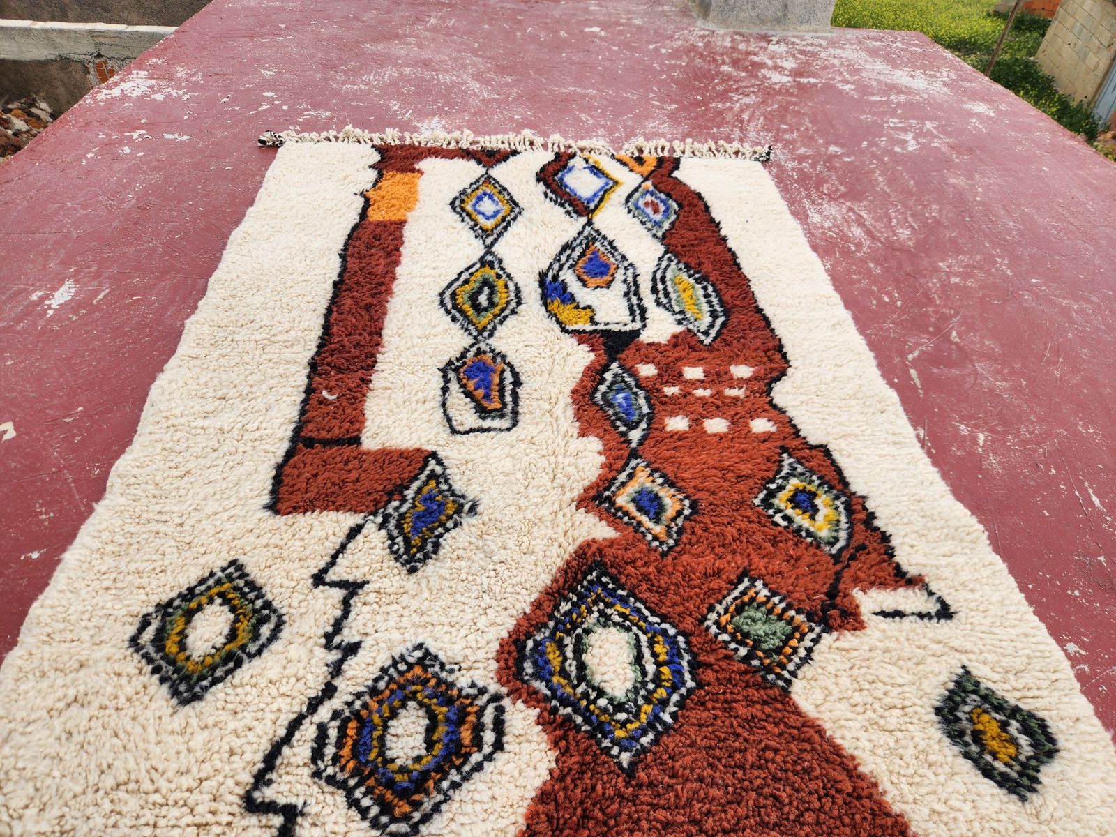Handcrafted Beni Ouarain Moroccan Rug 244x150cm – Premium Wool Berber Carpet photo Textiles