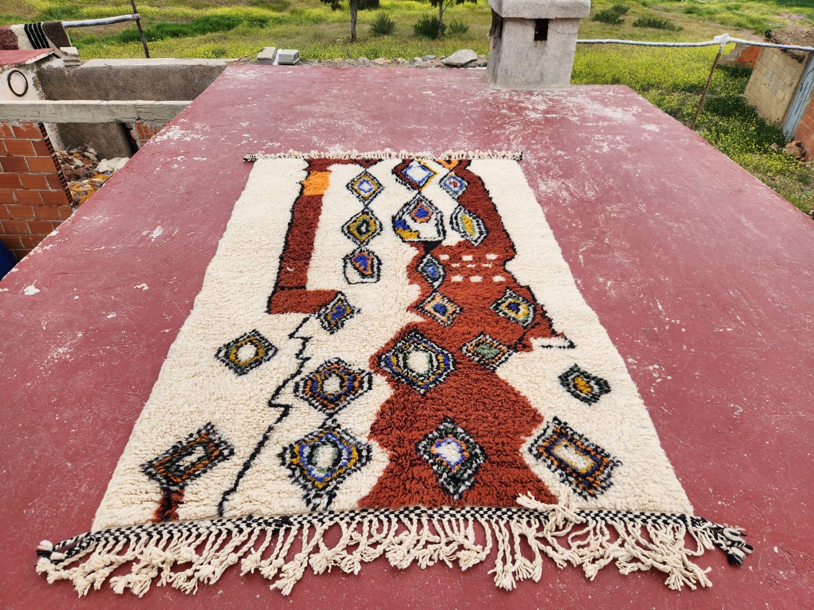 Handcrafted Beni Ouarain Moroccan Rug 244x150cm – Premium Wool Berber Carpet photo 400.0