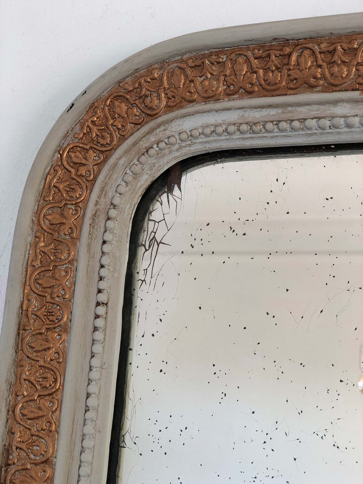 Antique French Louis Philippe Mirror – Cream And Gold, Late 19th Century photo vinterior