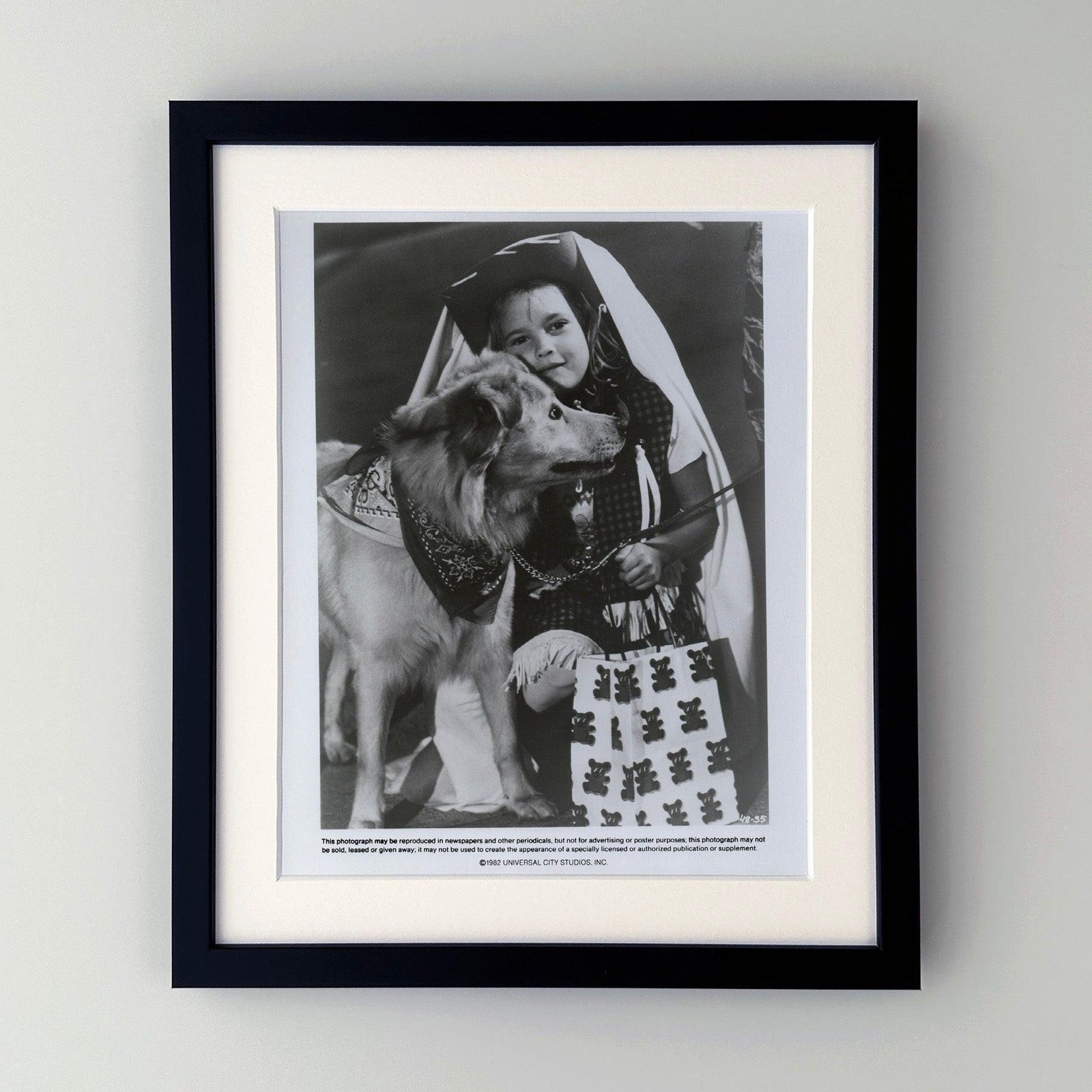 Et 1982 Press Publicity Still   Framed photo furniture