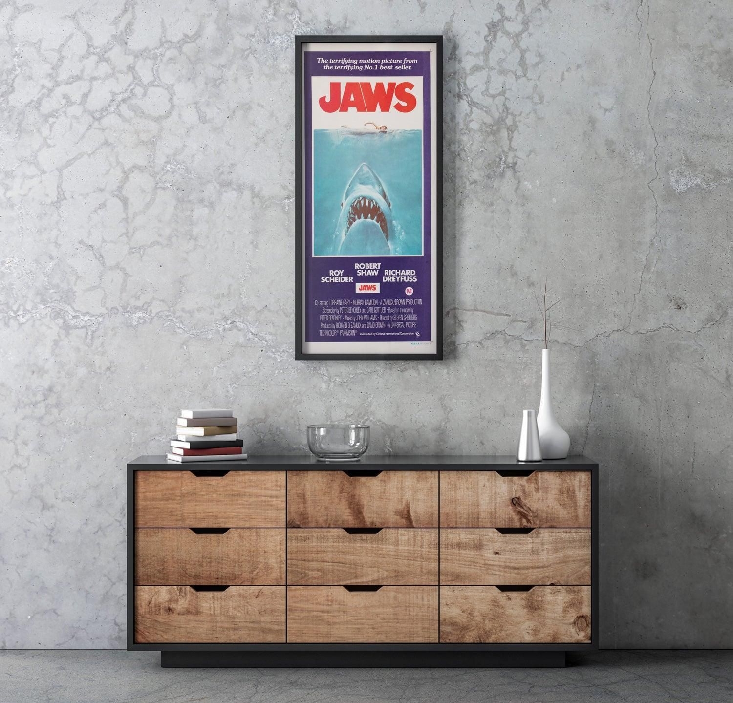 Affiche de cinéma australienne Daybill pour Jaws, 1975, Roger Kastel photo furniture