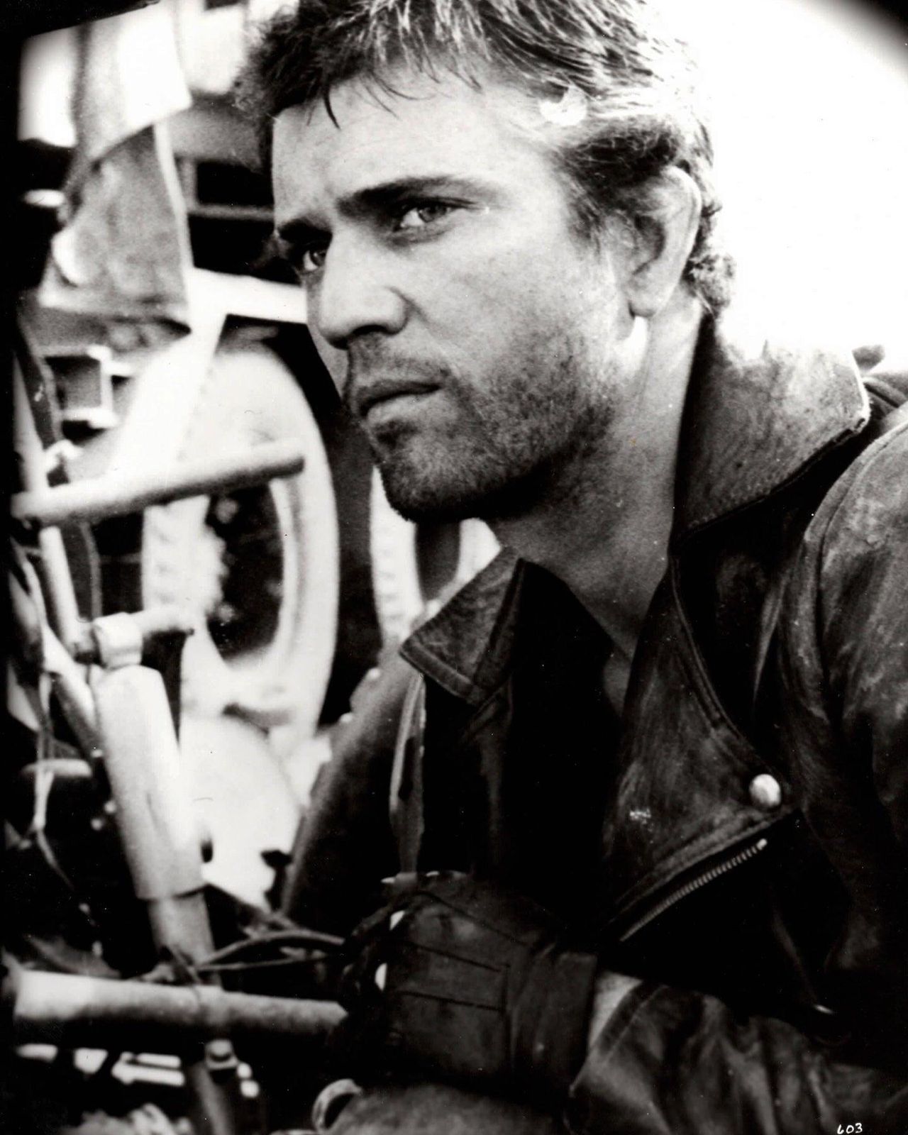 Mad Max 2 1981 Publicity Film Movie Press Still Framed photo vinterior
