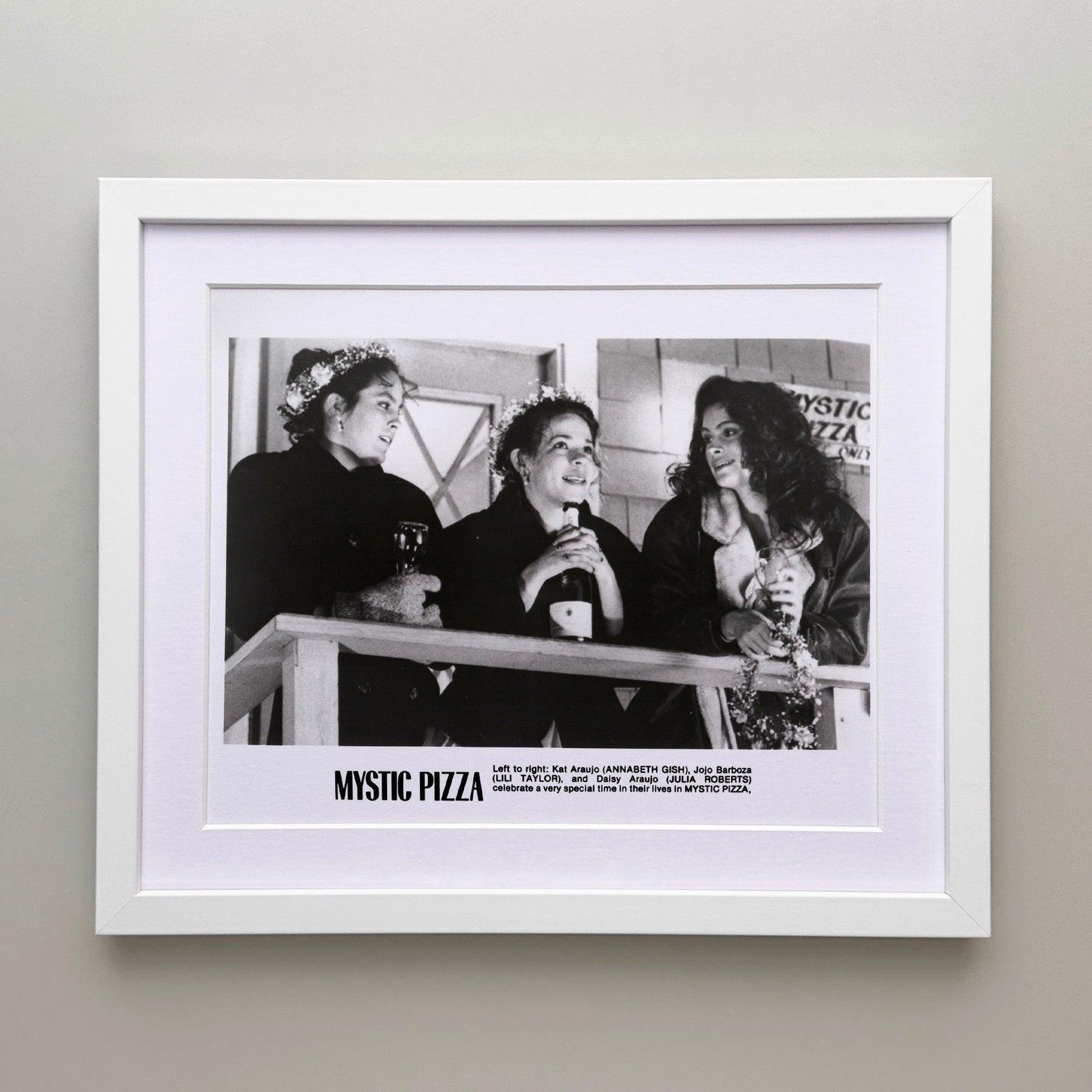 Mystic Pizza 1988 Publiciteitsfilm Persfoto Ingelijst photo for sale